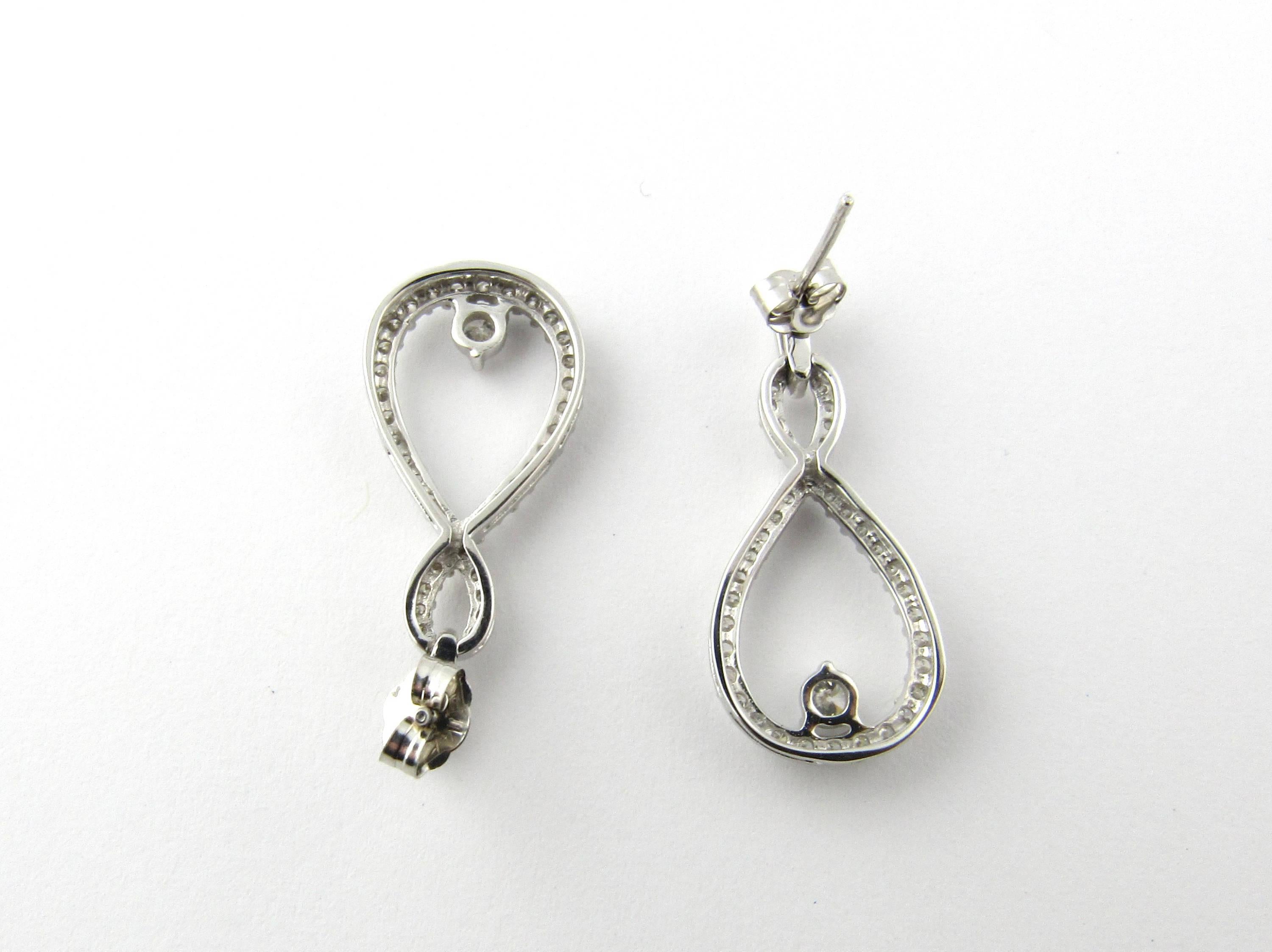 Women's 14 Karat White Gold Diamond Earrings