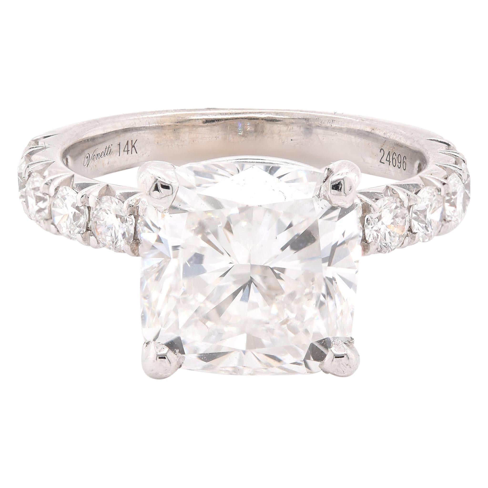 Elegant Diamond and White Gold Engagement Ring at 1stDibs