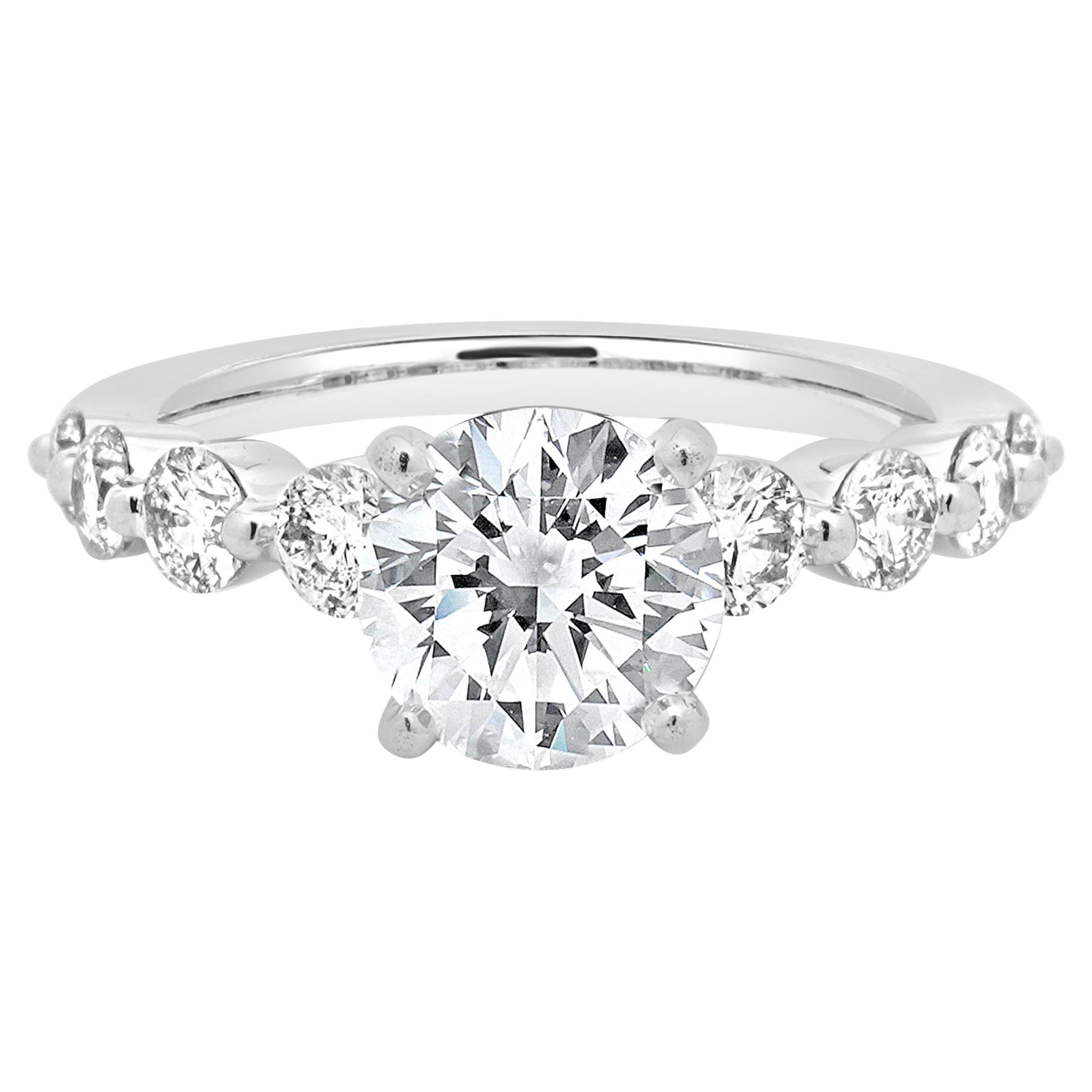 Bague de fiançailles en or blanc 14 carats et diamants en vente