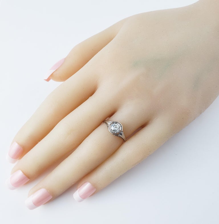 14 Karat White Gold Diamond Engagement Ring For Sale 2