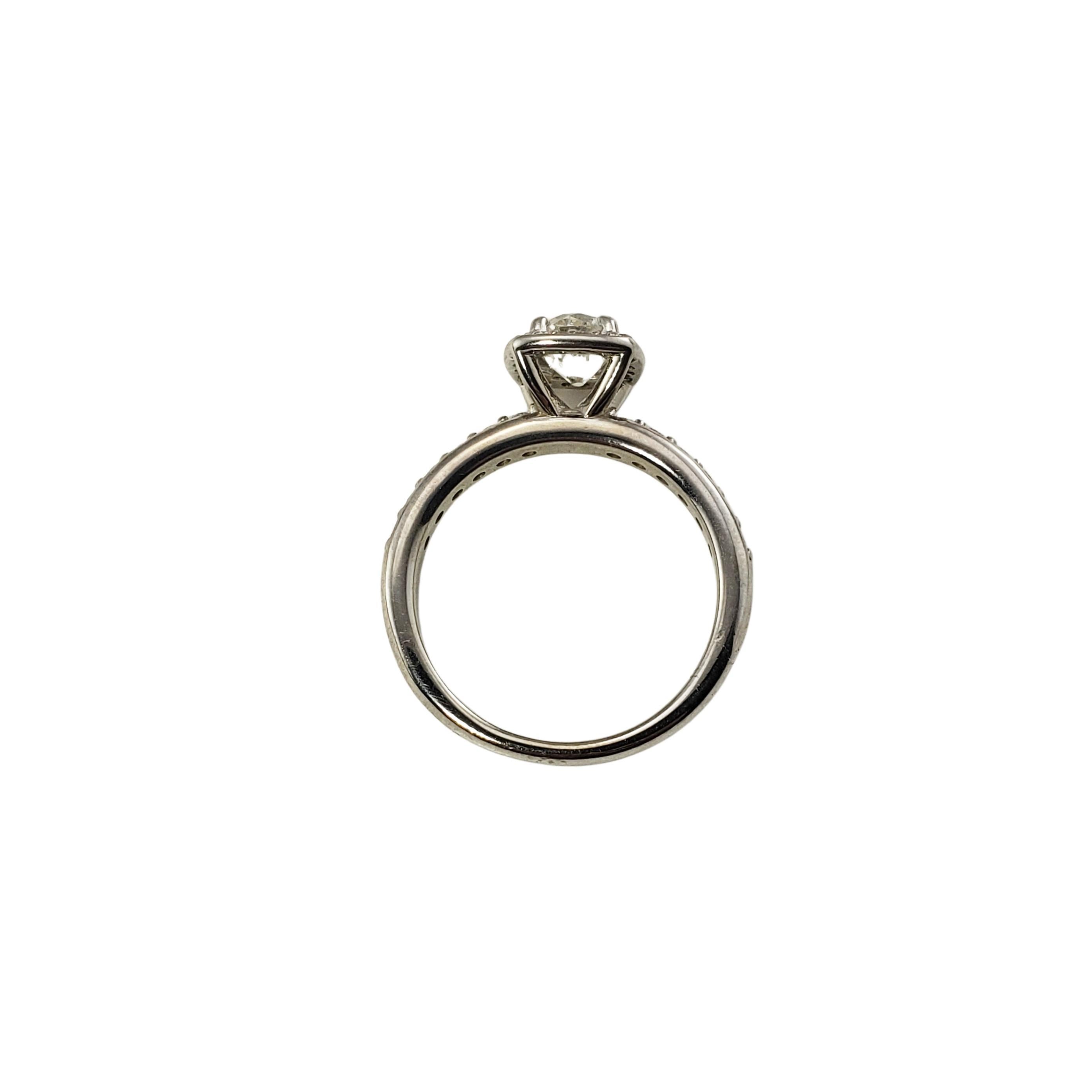 Bague de fiançailles en or blanc 14 carats avec diamants, taille 5,5 en vente 2