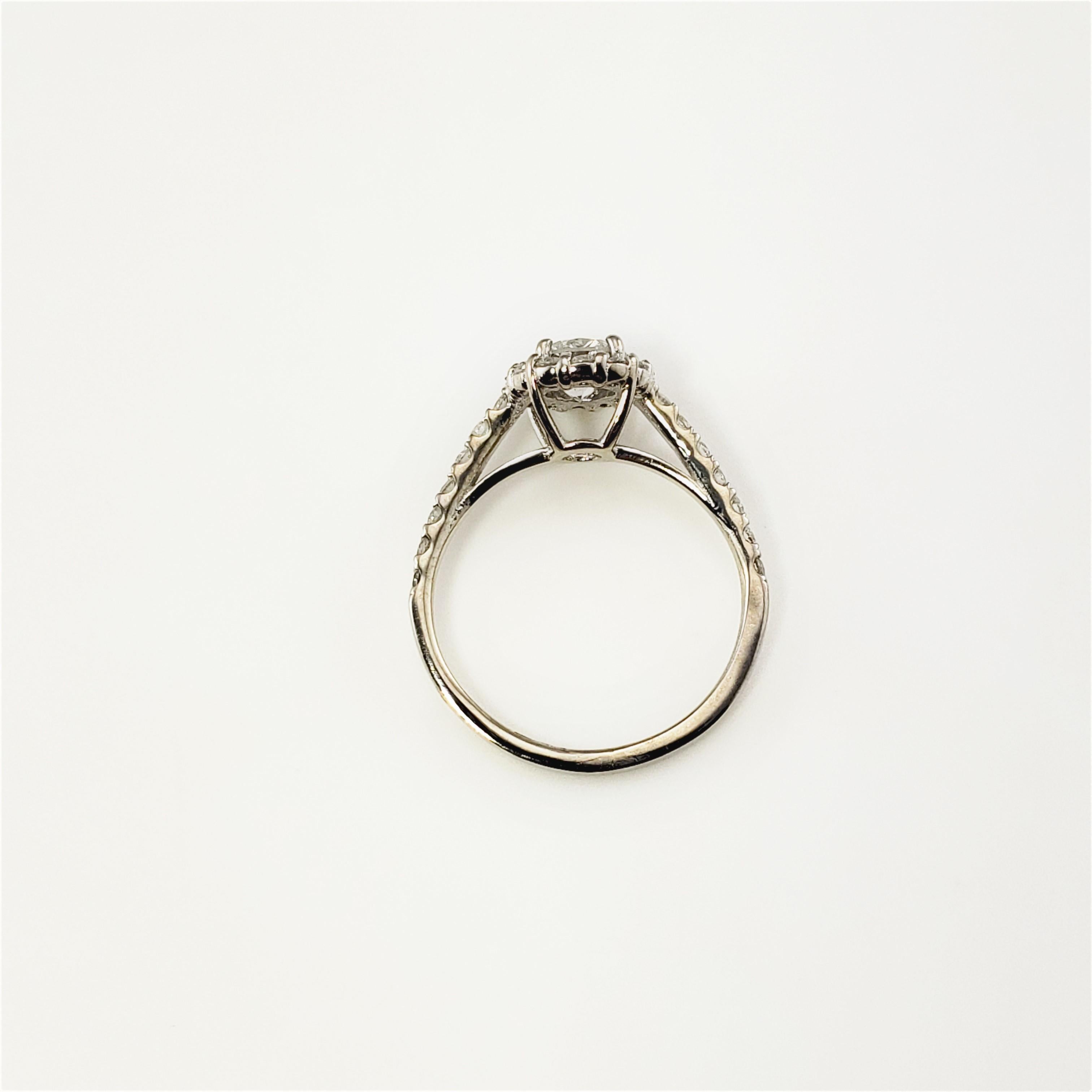 14 Karat White Gold Diamond Engagement Ring In Good Condition For Sale In Washington Depot, CT