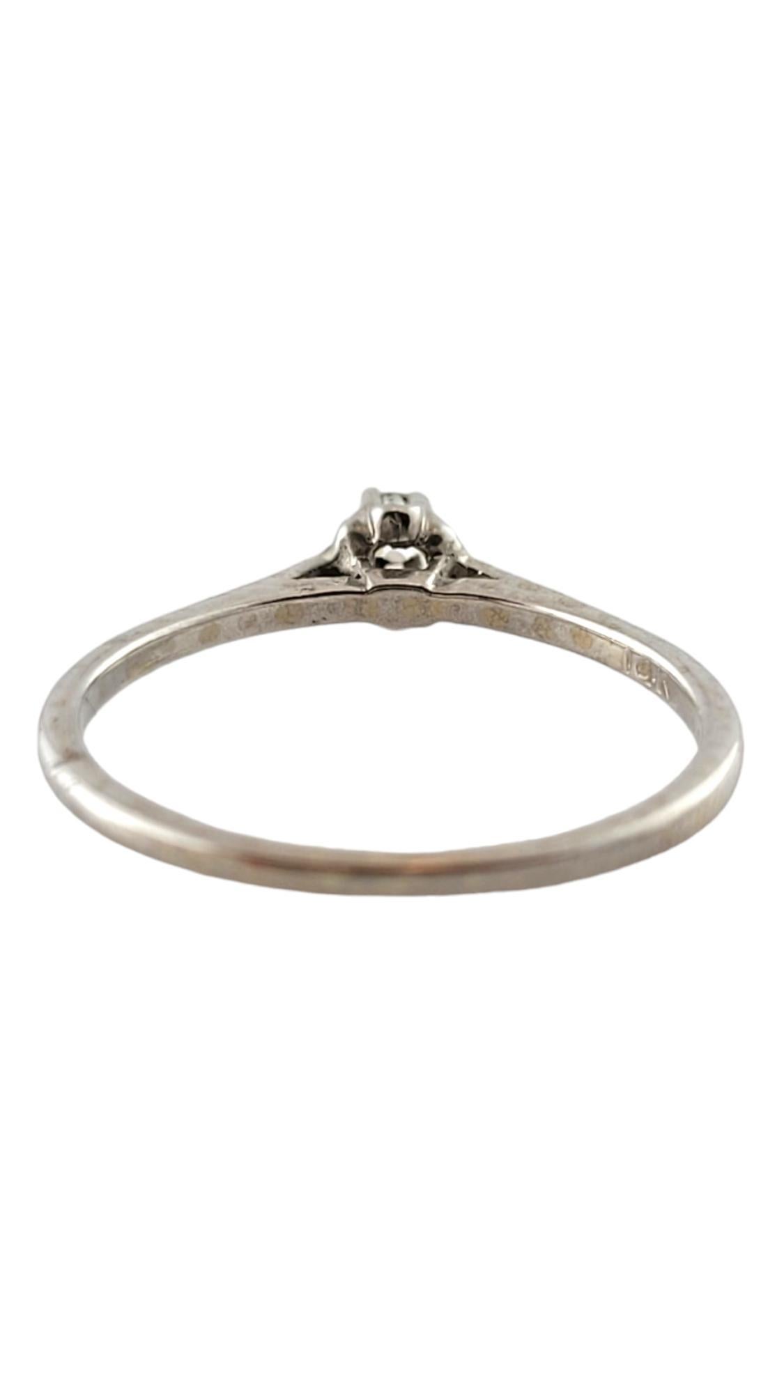 Bague de fiançailles en or blanc 14 carats avec diamant taille 5,75 n°17838 Bon état - En vente à Washington Depot, CT