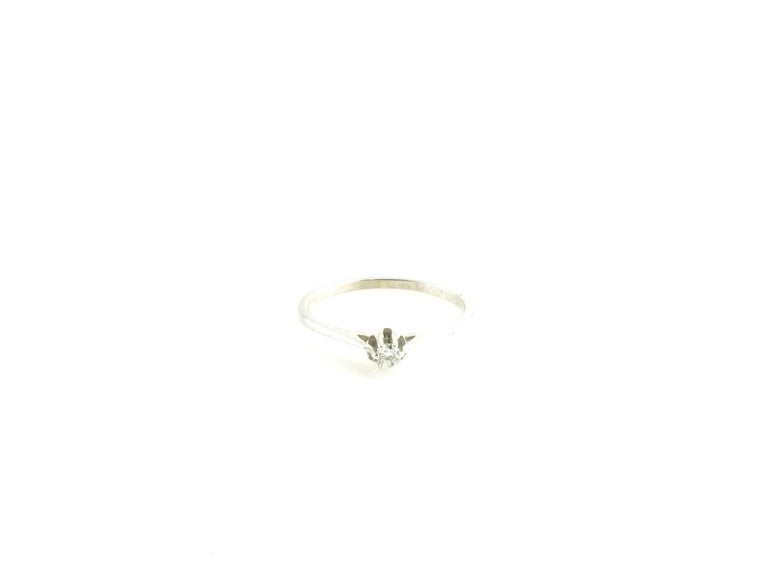 14 Karat White Gold Diamond Engagement Ring For Sale at 1stDibs