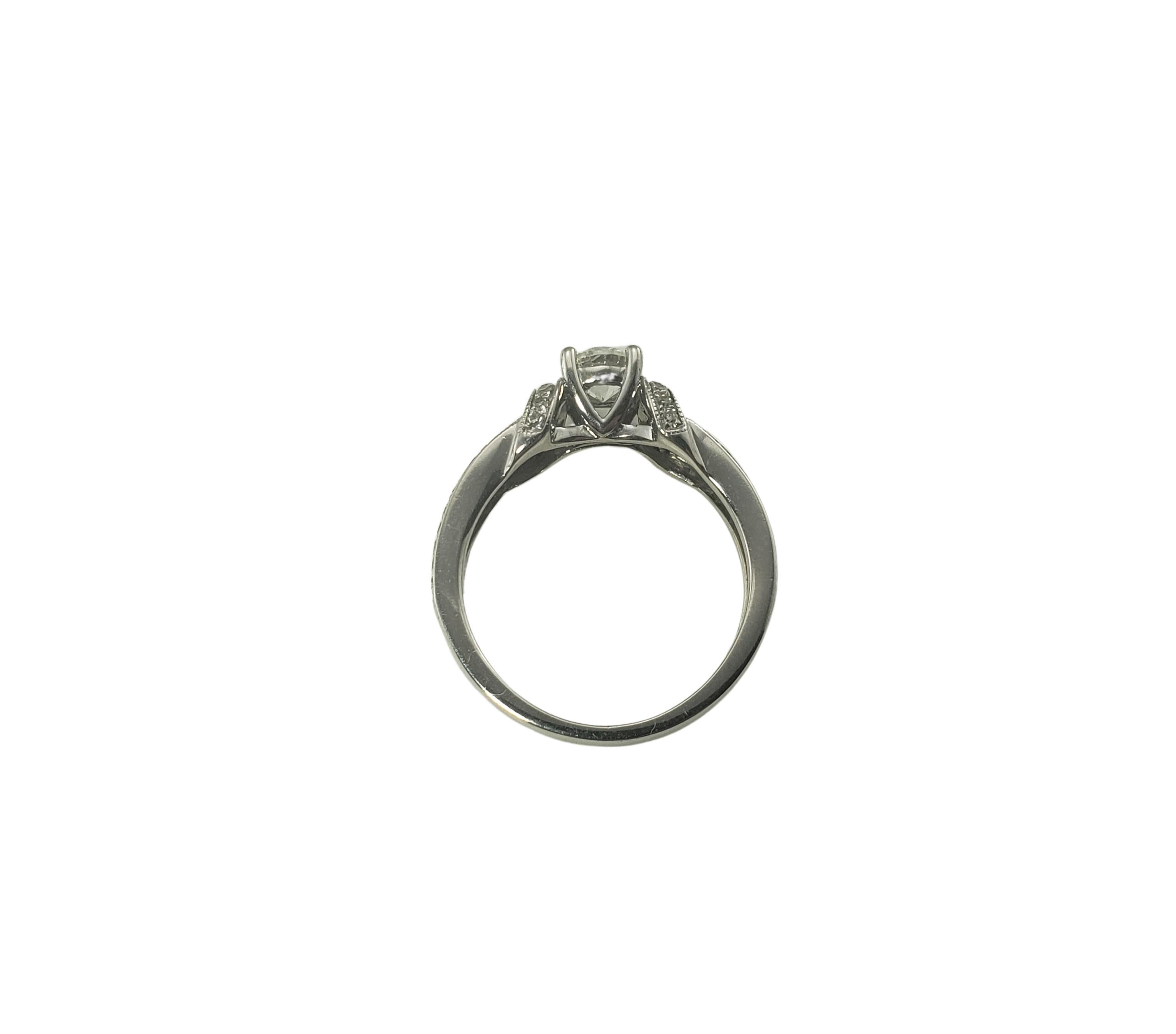 14 Karat White Gold Diamond Engagement Ring For Sale 1