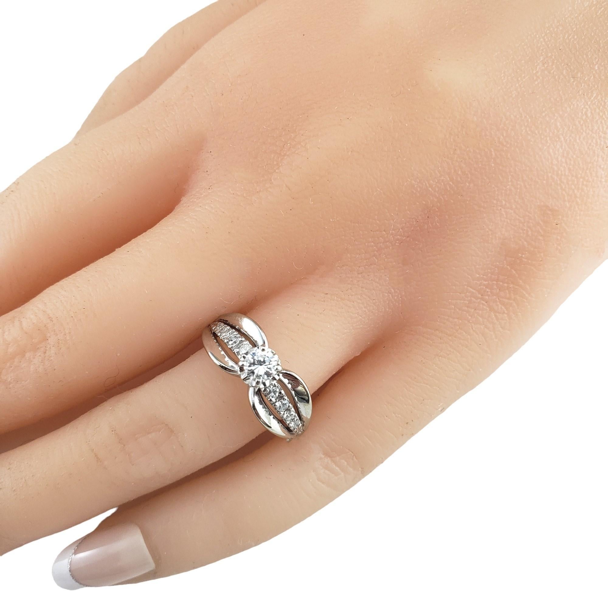 14 Karat White Gold Diamond Engagement Ring Size 6.25 #16100 For Sale 2