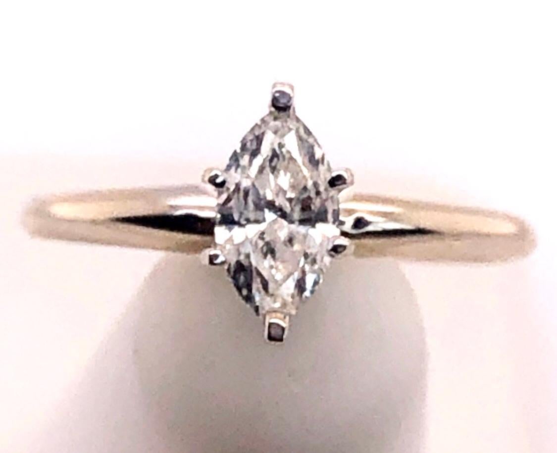 14 Karat White Gold Diamond Engagement Ring For Sale 3