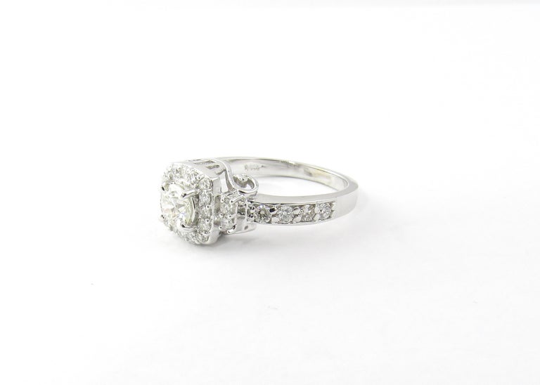 14 Karat White Gold Diamond Engagement Ring For Sale at 1stDibs