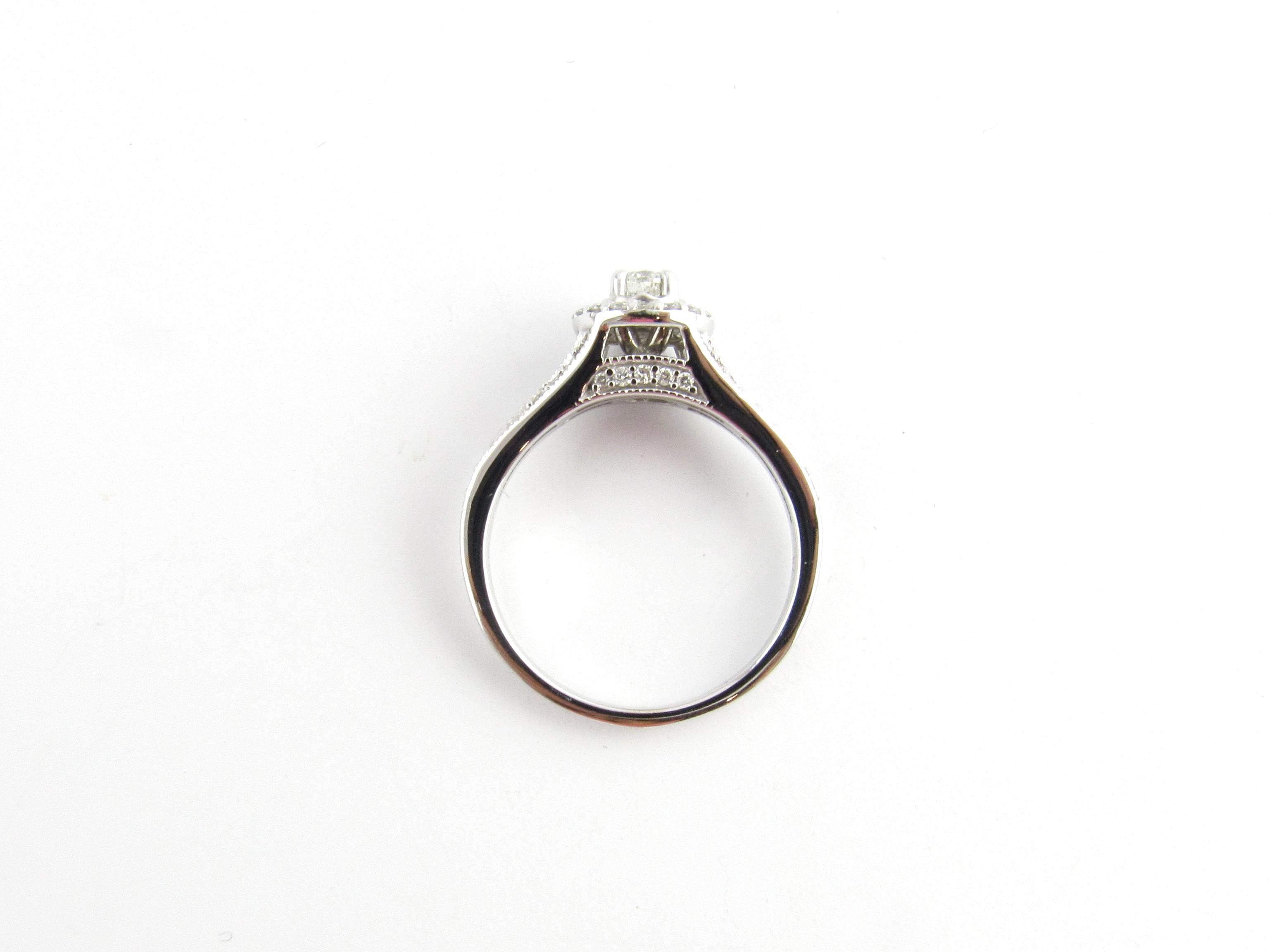 Bague de fiançailles en or blanc 14 carats avec diamants Bon état à Washington Depot, CT