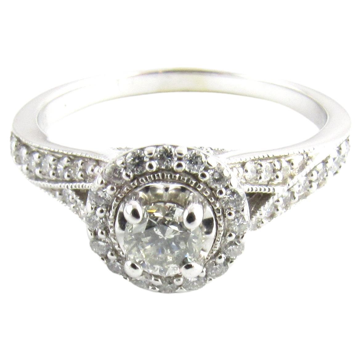 1 Carat 14 Karat White Gold Diamond Engagement Ring For Sale at 1stDibs