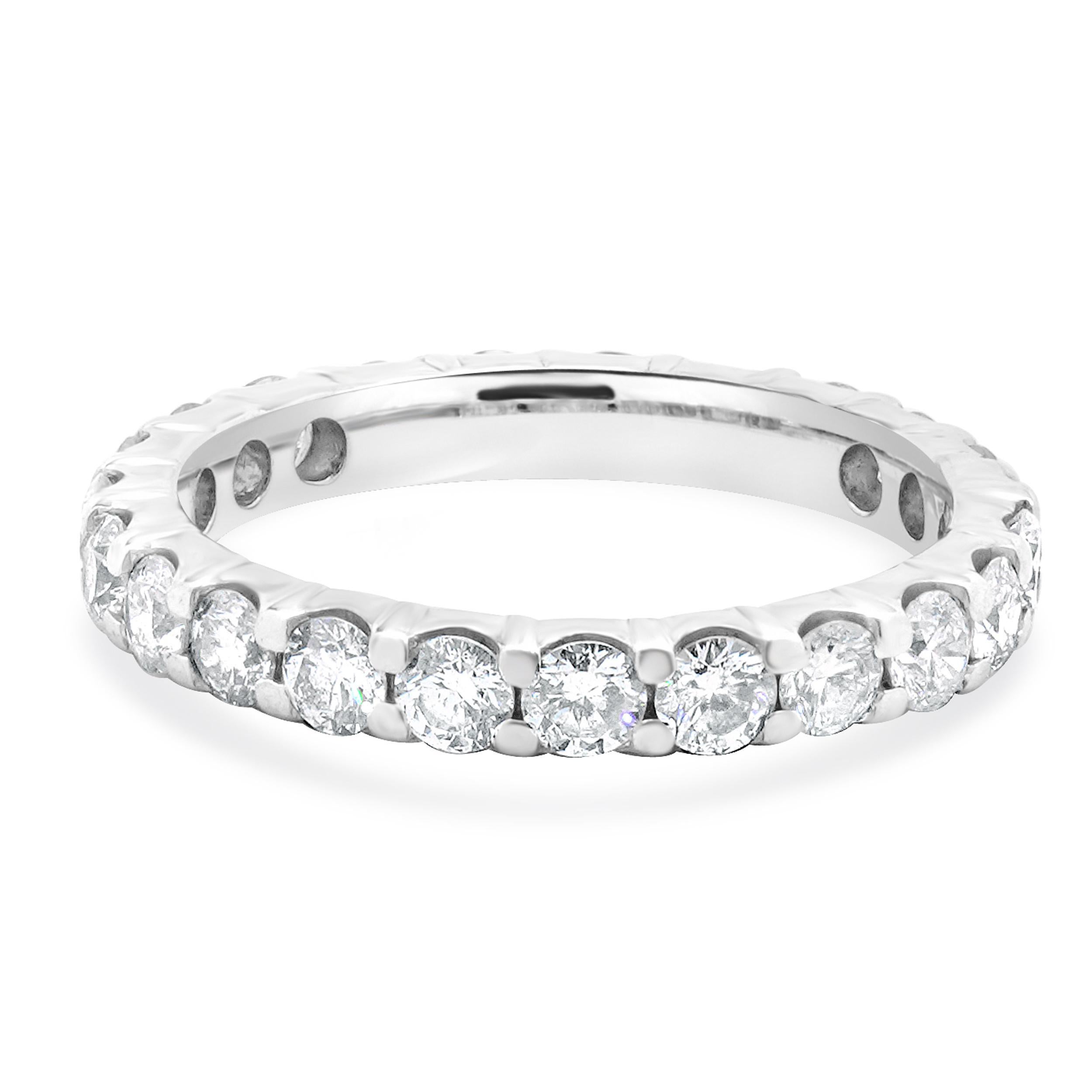 Designer: custom
Material: 14K white gold
Diamond: 23 round brilliant cut = 2.00cttw
Color: I
Clarity: SI2
Ring size: 8 (please allow two additional shipping days for sizing requests)
Weight: 3.38 grams
