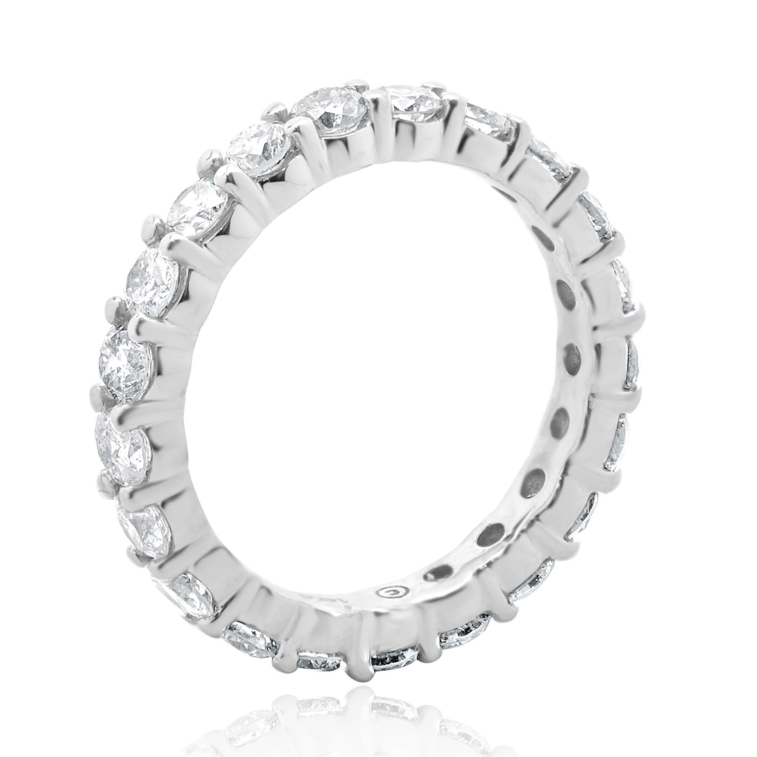 Designer: custom
Material: 14K white gold
Diamond:  round brilliant cut = 1.53cttw
Color: H
Clarity: SI1-2
Ring size: 4 (please allow two additional shipping days for sizing requests)
Weight: 2.47 grams
