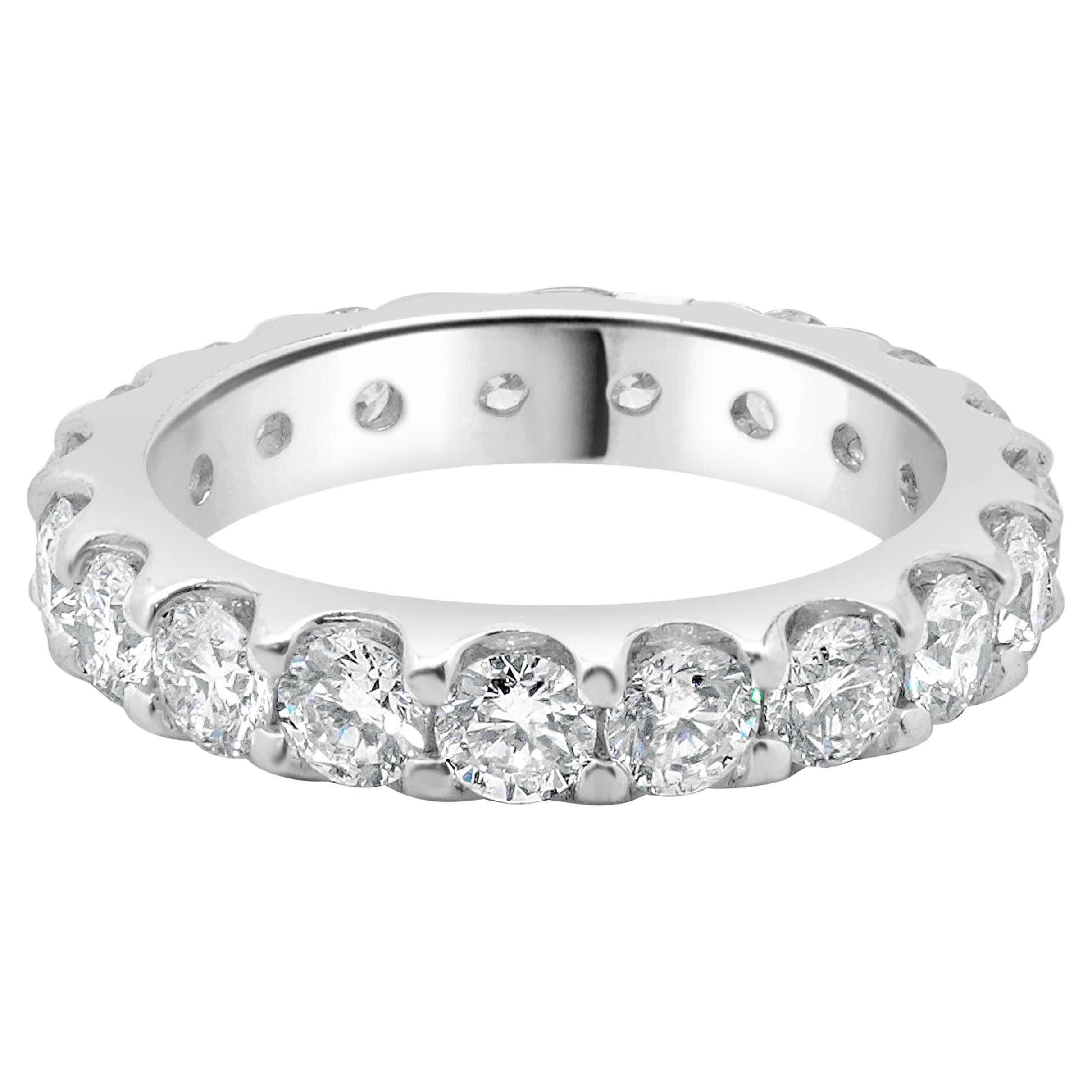 14 Karat White Gold Diamond Eternity Band