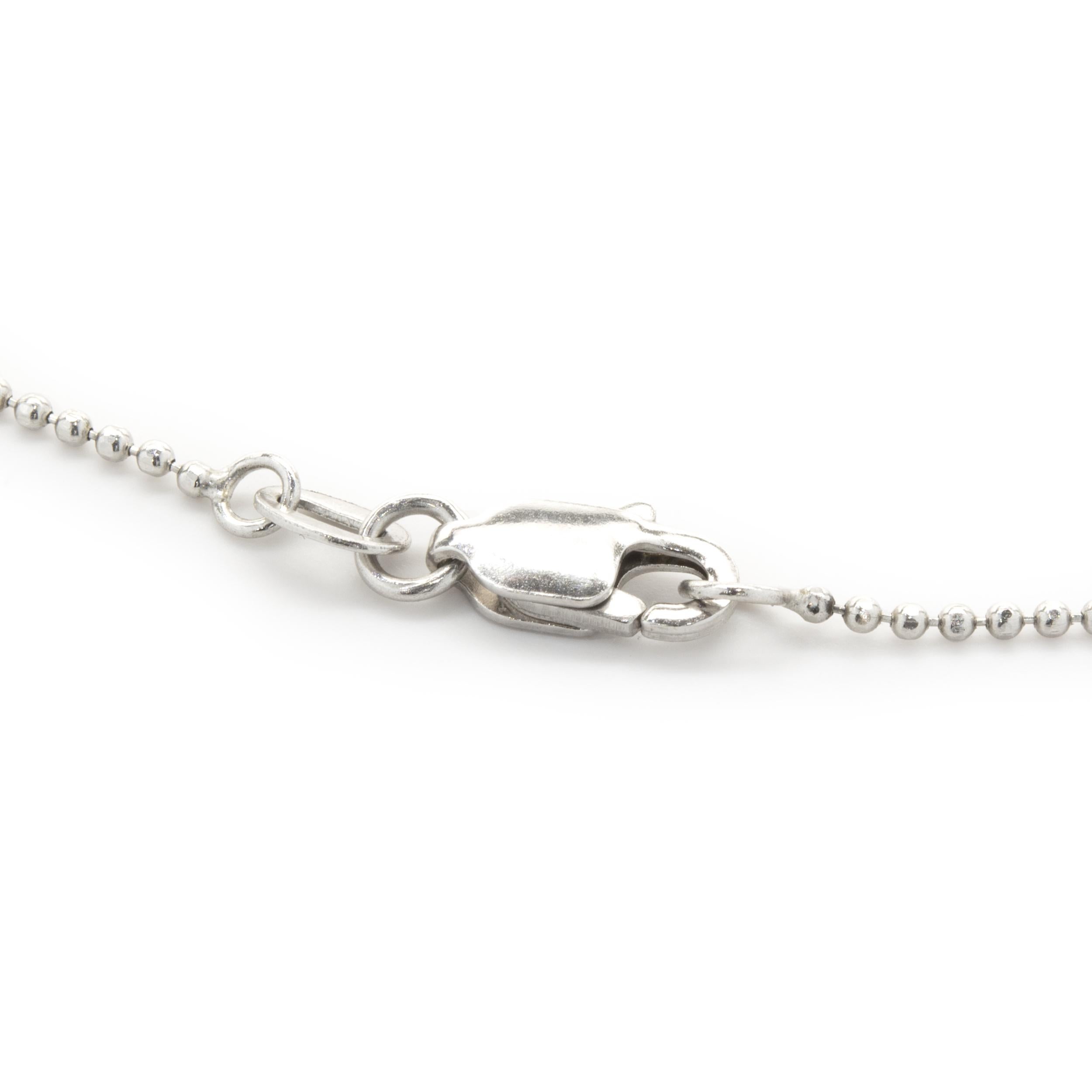 Collana con disco di diamanti F in oro bianco 14 carati In condizioni ottime in vendita a Scottsdale, AZ