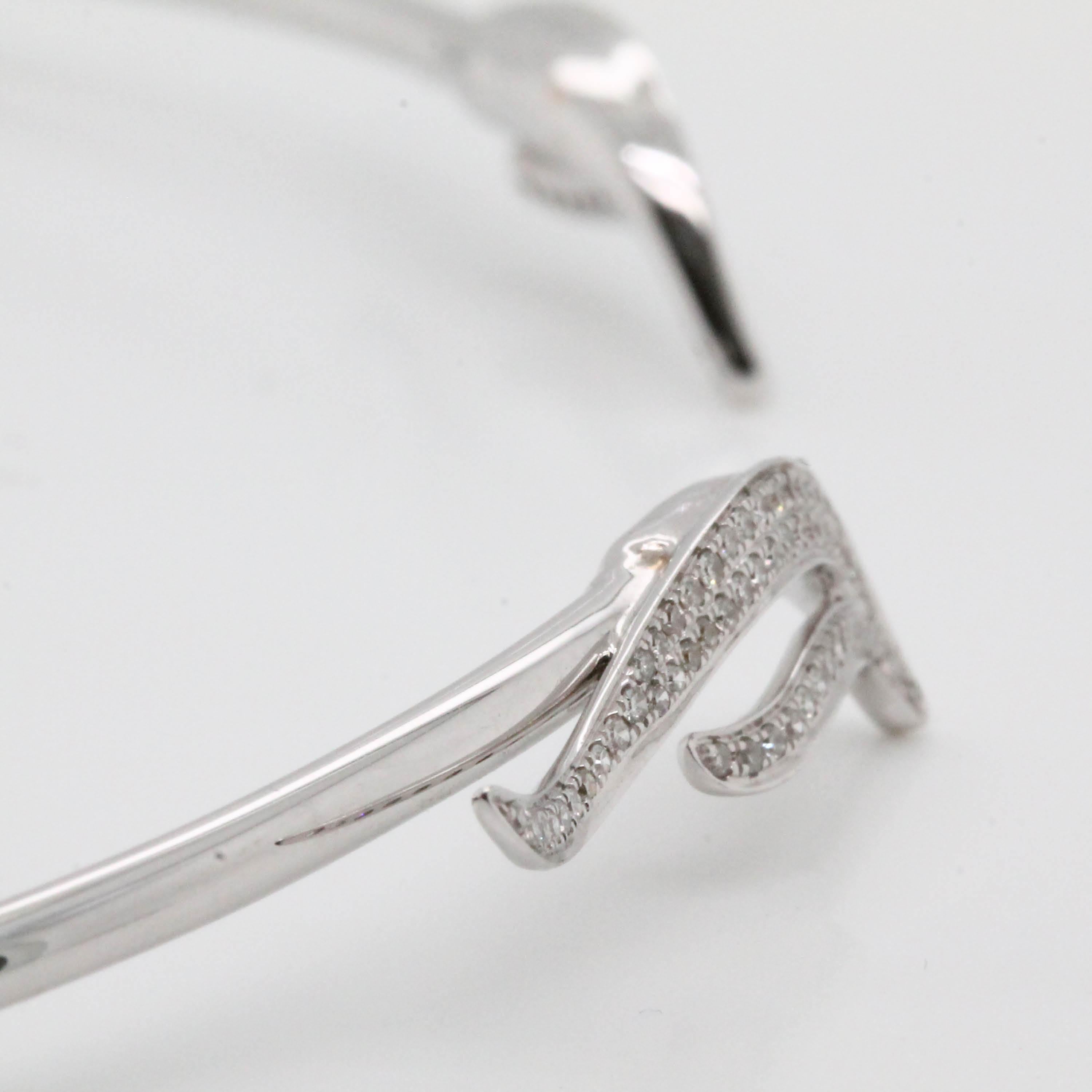Women's 14 Karat White Gold Diamond Flexible Choker Necklace