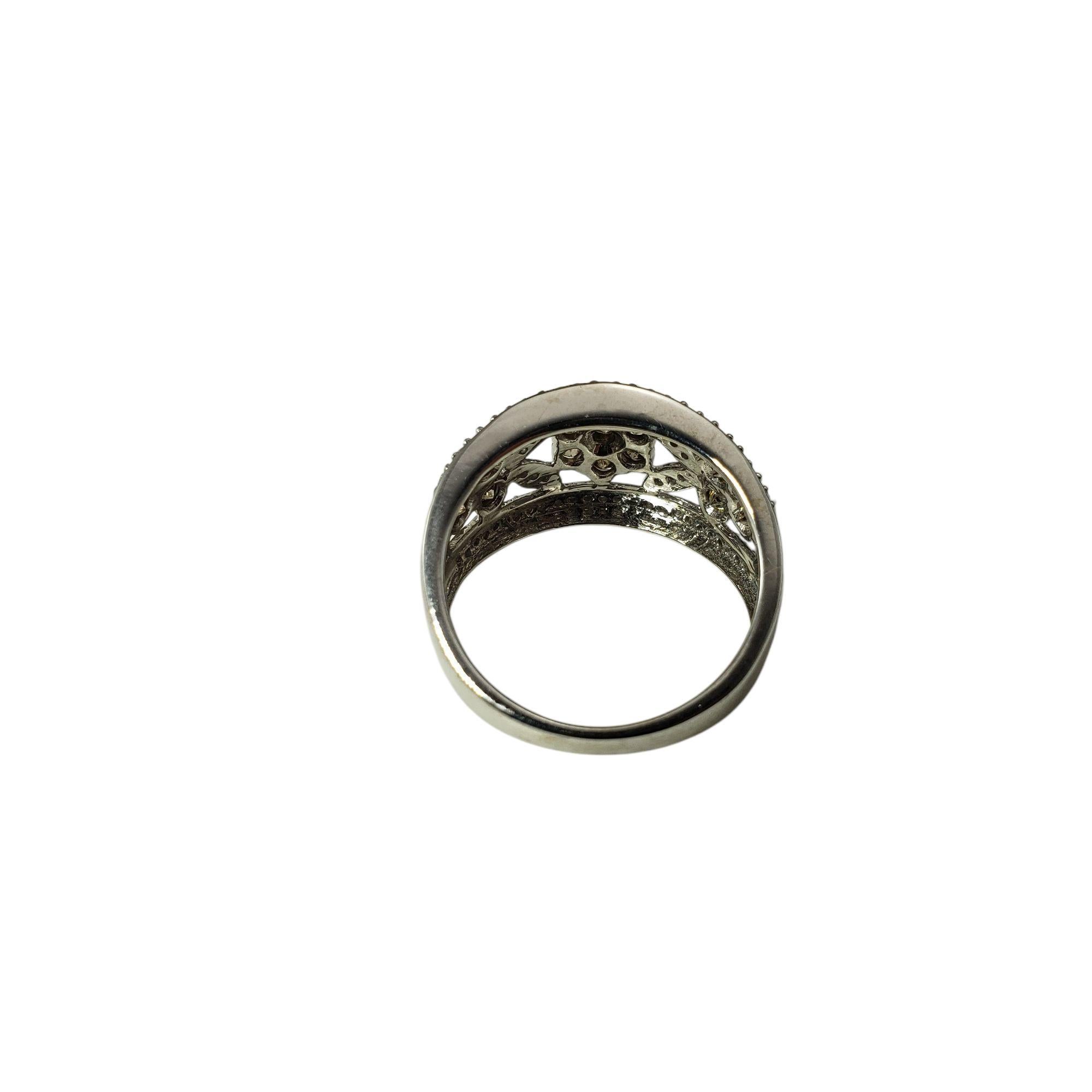 Anello floreale con diamante in oro bianco 14 carati misura 9 #21452 In condizioni buone in vendita a Washington Depot, CT