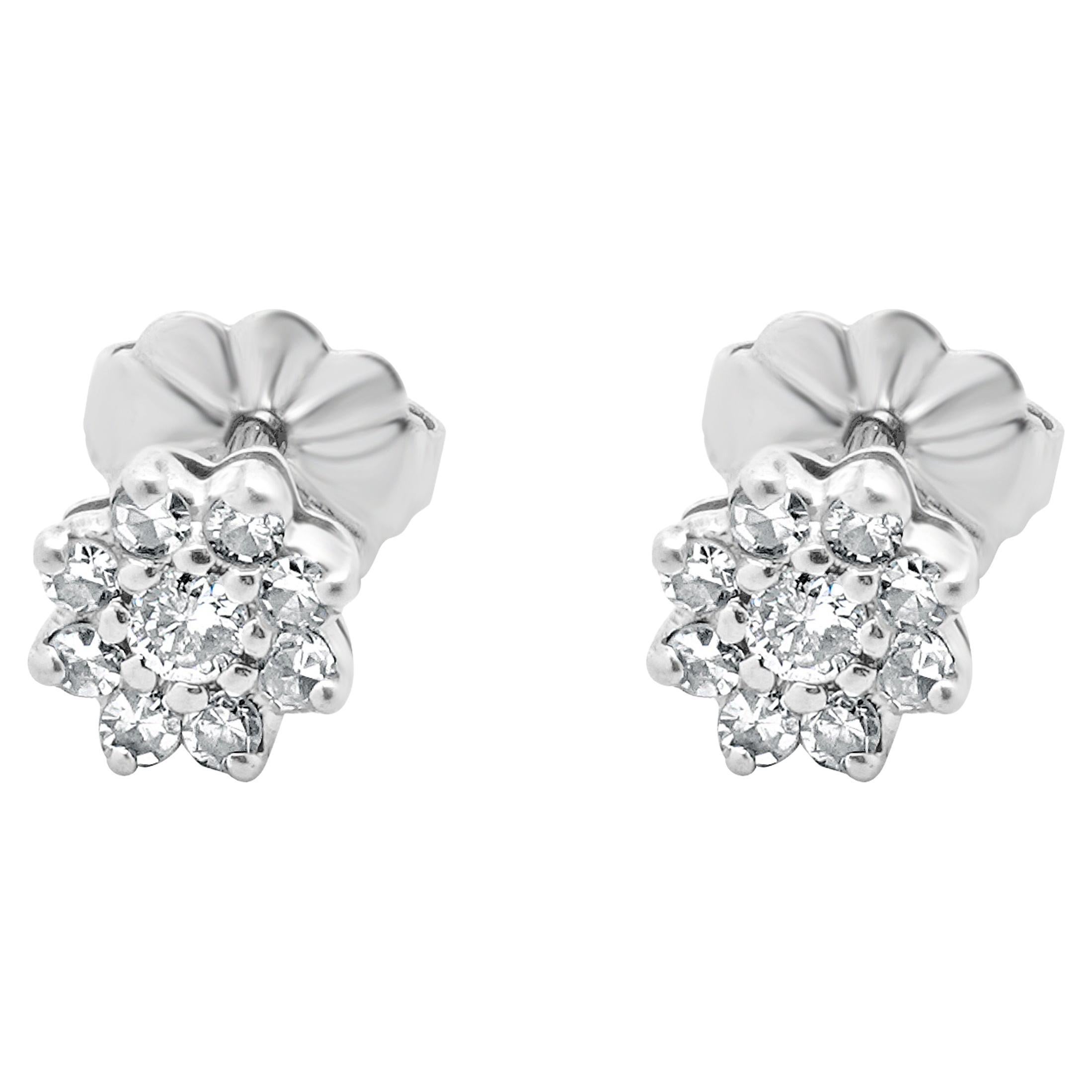 14 Karat White Gold Diamond Flower Cluster Stud Earrings