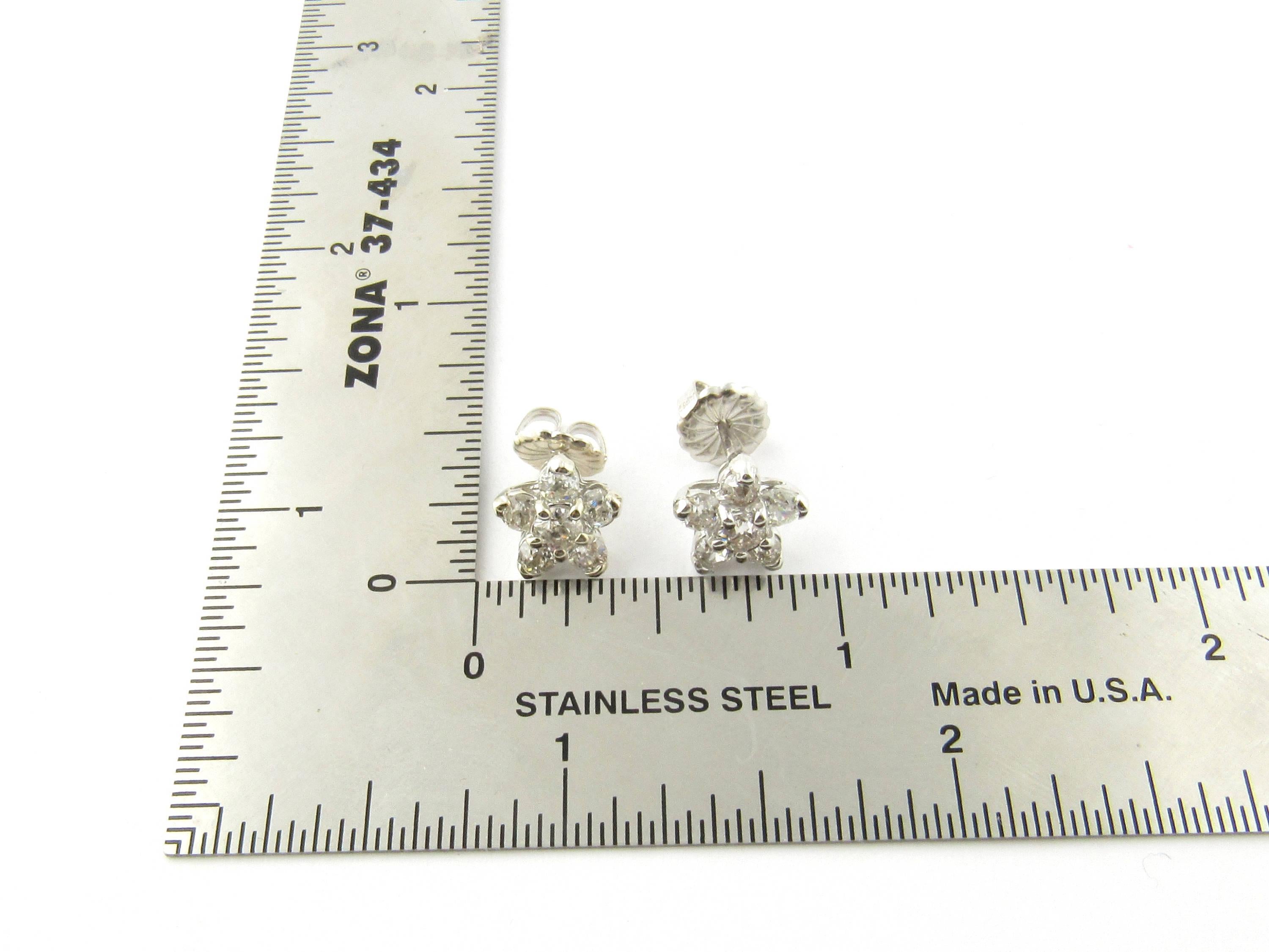 Women's 14 Karat White Gold Diamond Flower Earrings