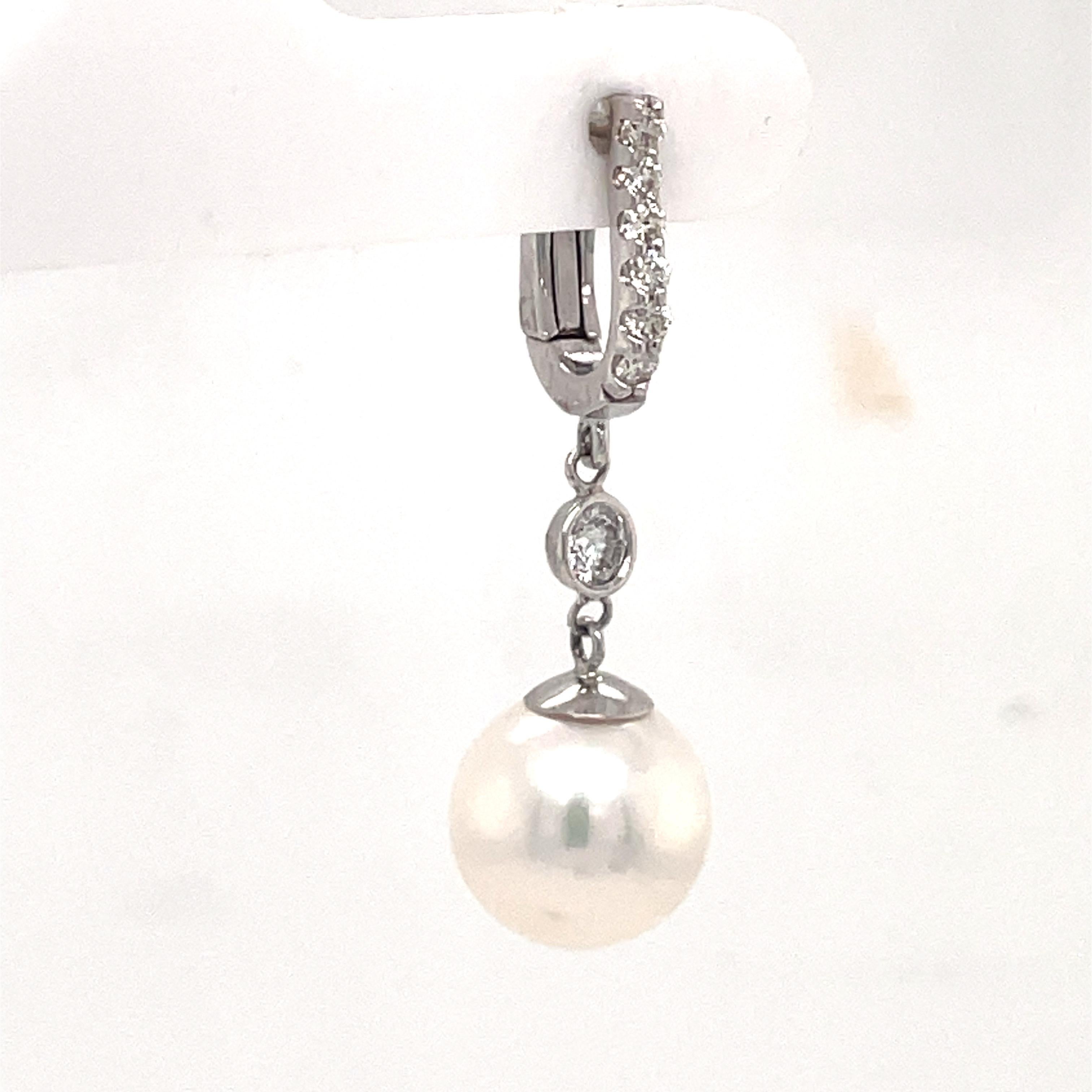 Round Cut 14 Karat White Gold Diamond Freshwater Pearl Earrings 0.48 Carats For Sale