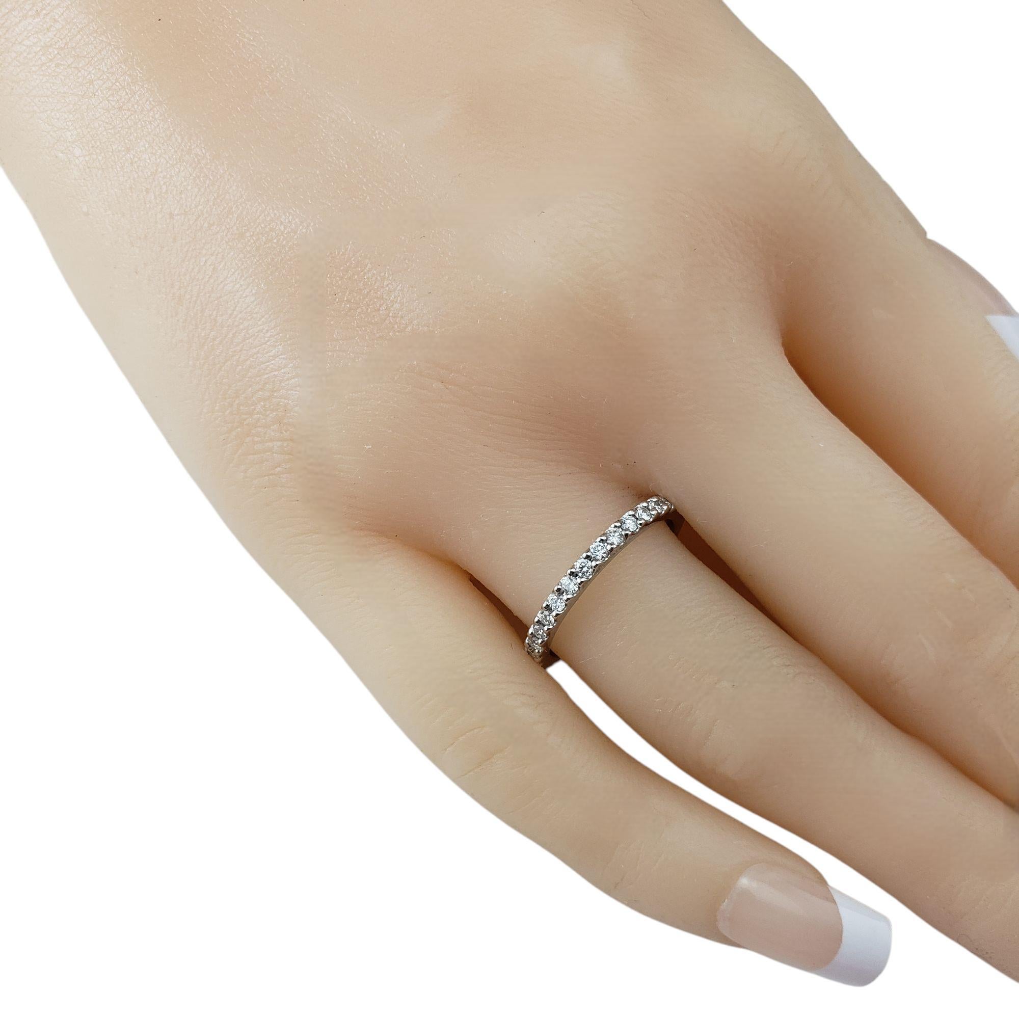 14 Karat Weißgold Diamant Halb-Ehering Größe 7 #21450 im Angebot 2