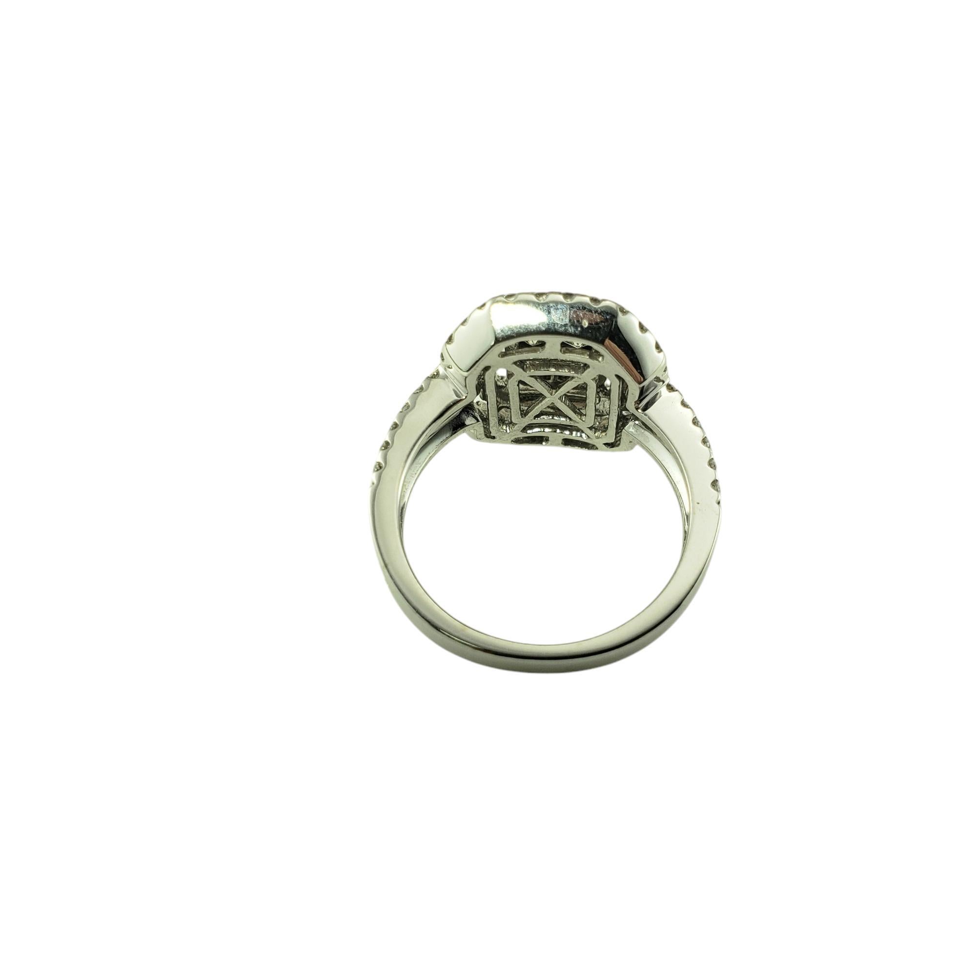 14 Karat White Gold Diamond Halo Cluster Ring Size 7.25 #19554 In Good Condition For Sale In Washington Depot, CT