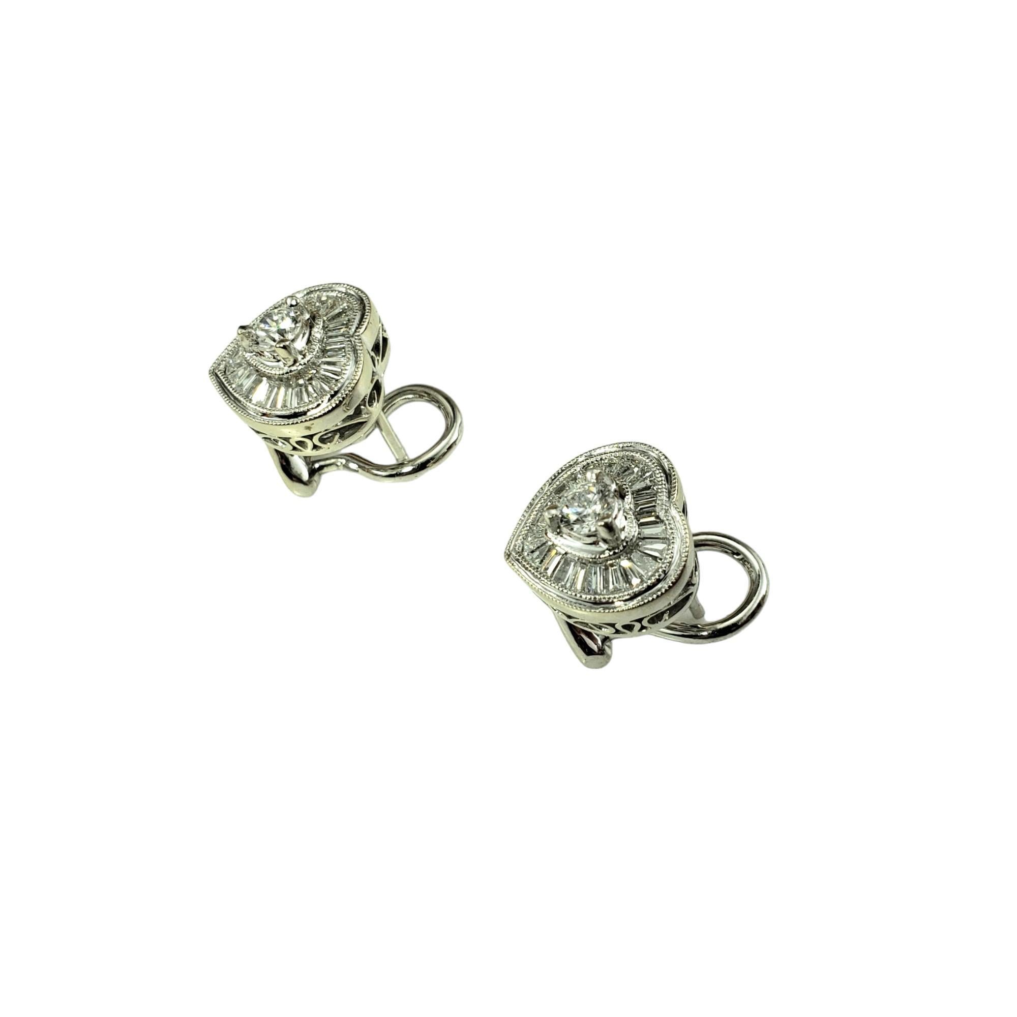 Round Cut 14 Karat White Gold Diamond Heart Earrings #16620 For Sale