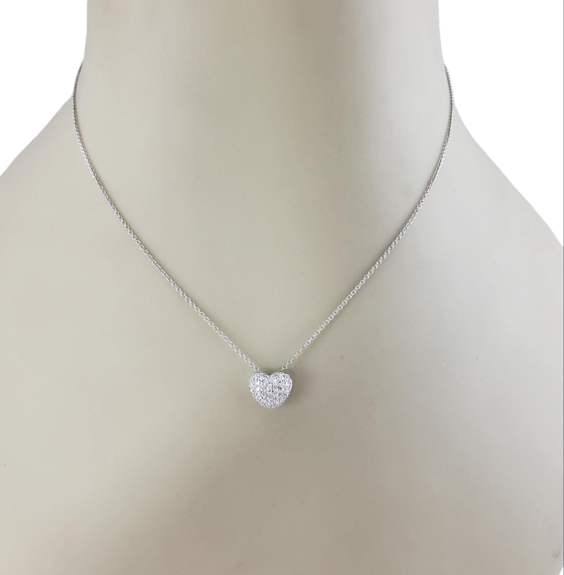 14 Karat White Gold Diamond Heart Pendant Necklace #16505 For Sale 1