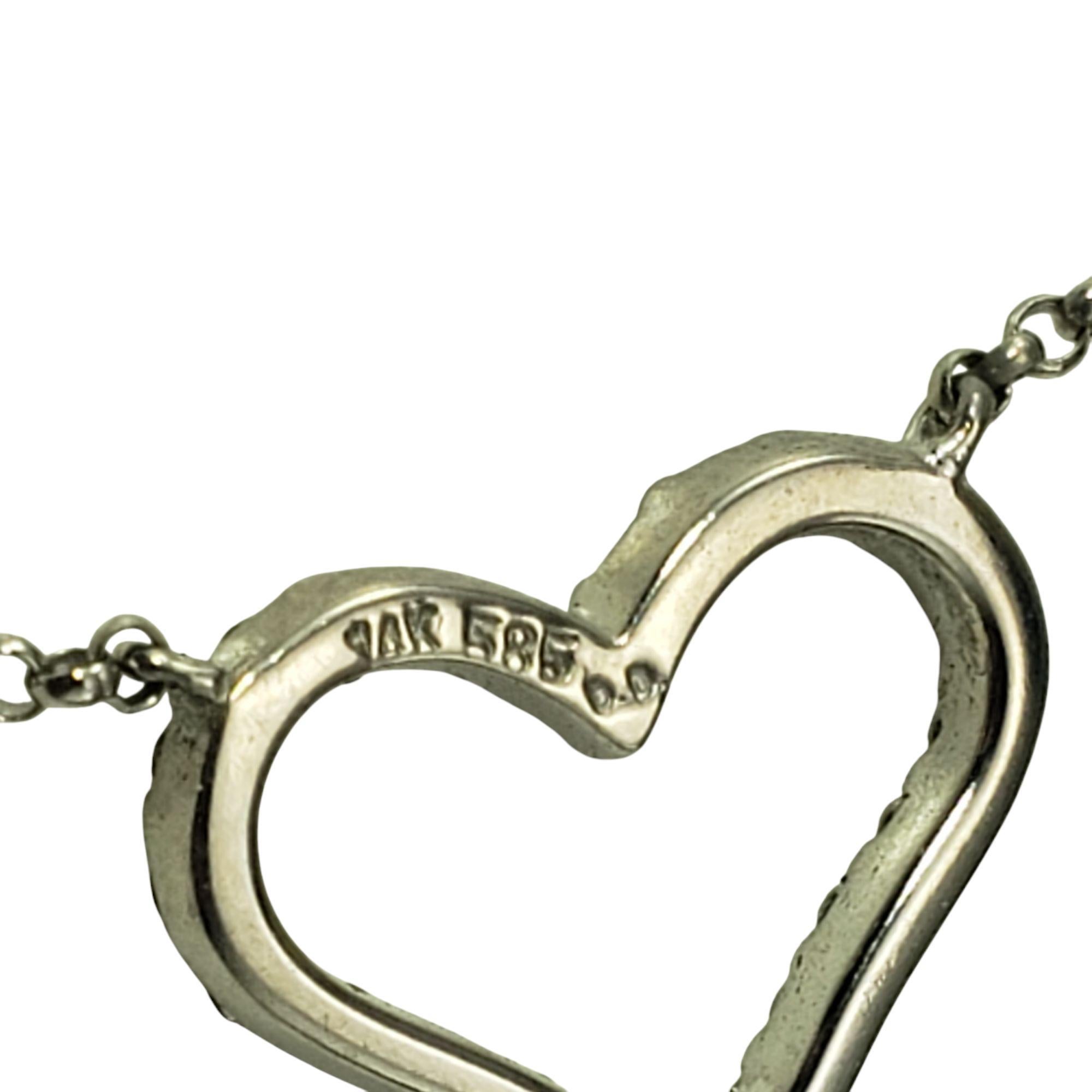 Women's 14 Karat White Gold Diamond Heart Pendant Necklace #21393 For Sale