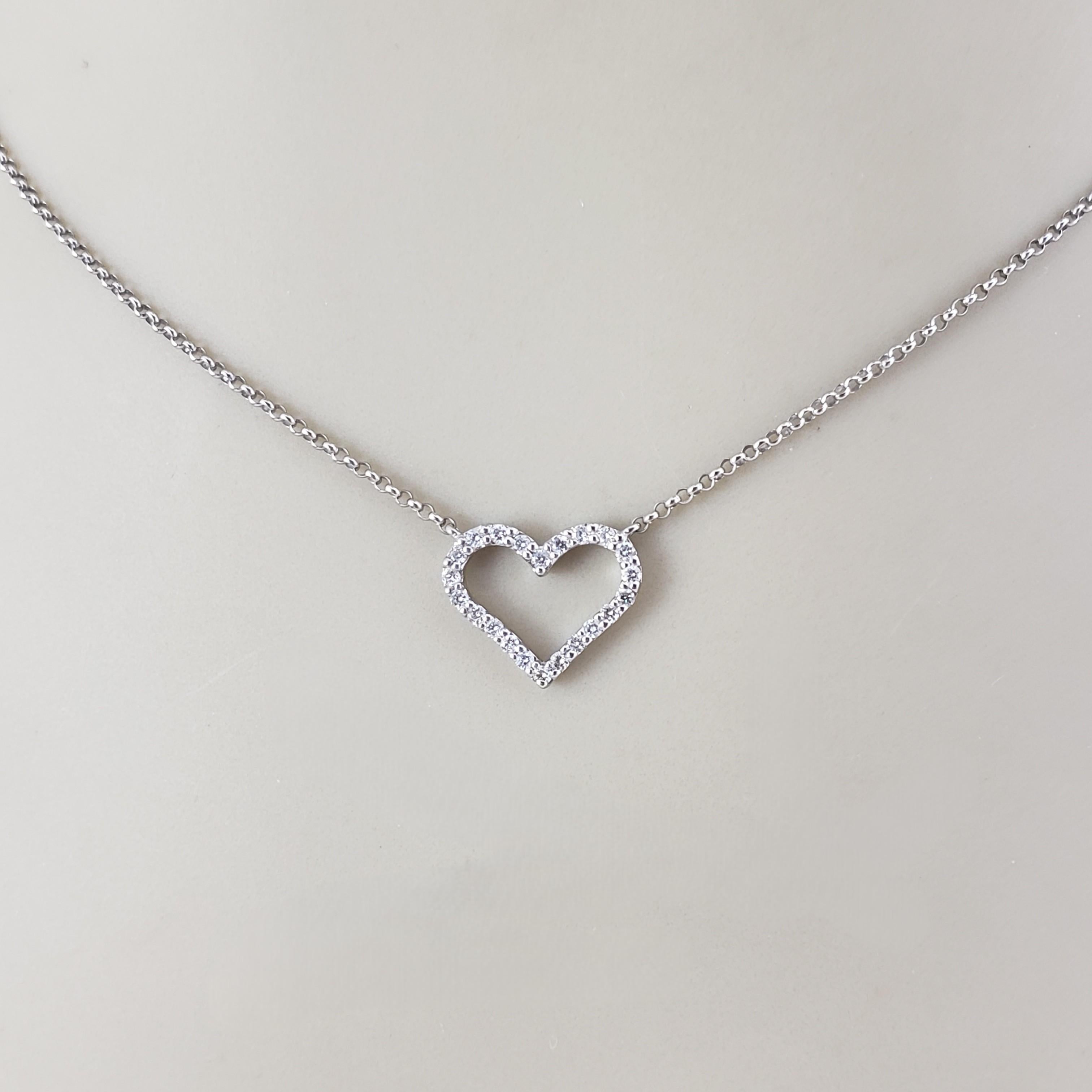 14 Karat White Gold Diamond Heart Pendant Necklace #21393 For Sale 3