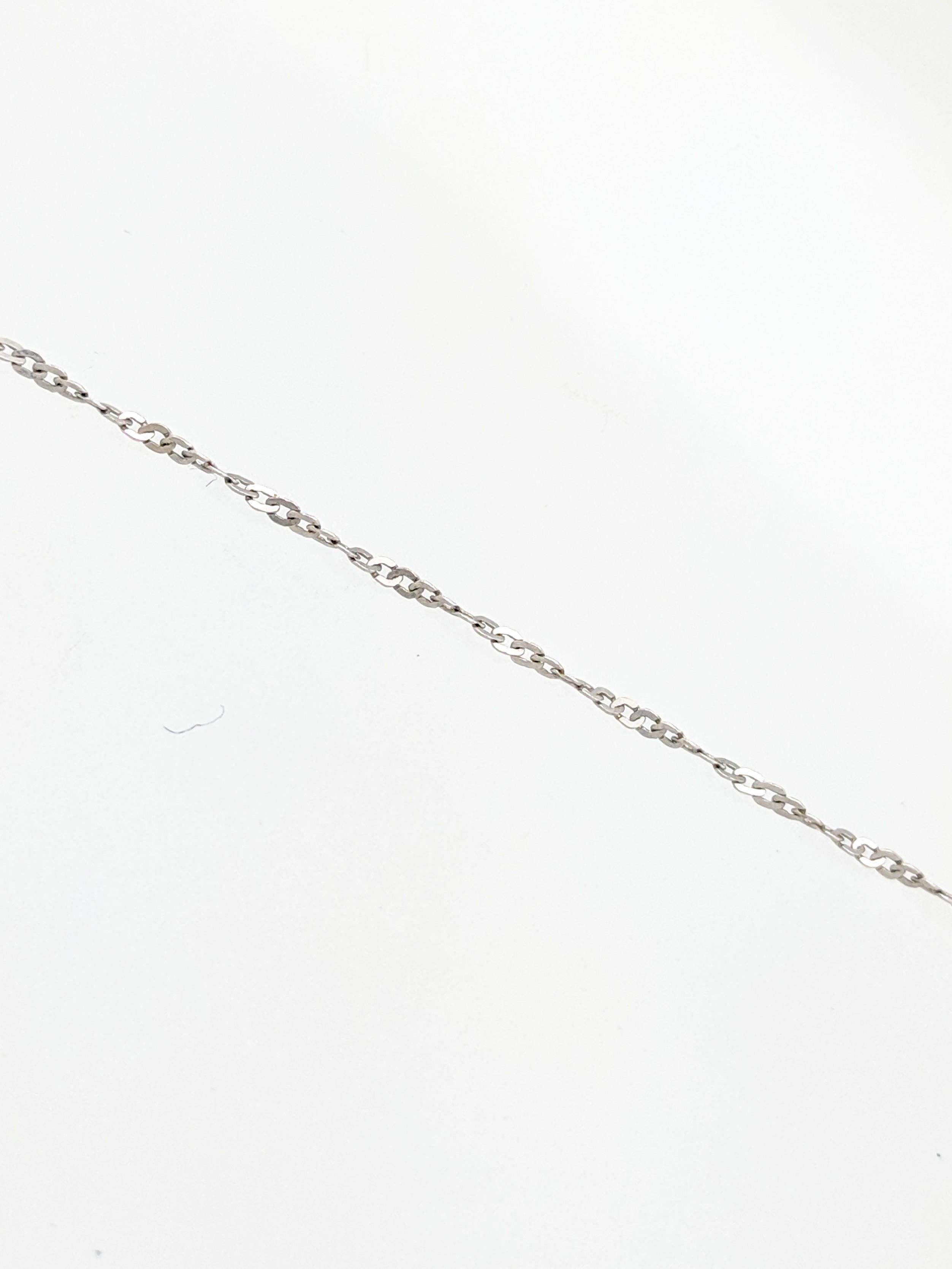 14 Karat White Gold Diamond Heart Pendant Necklace 3