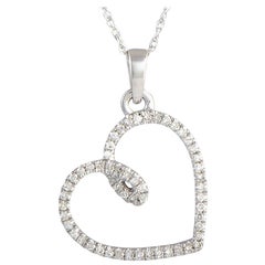 14 Karat White Gold Diamond Heart Pendant Necklace