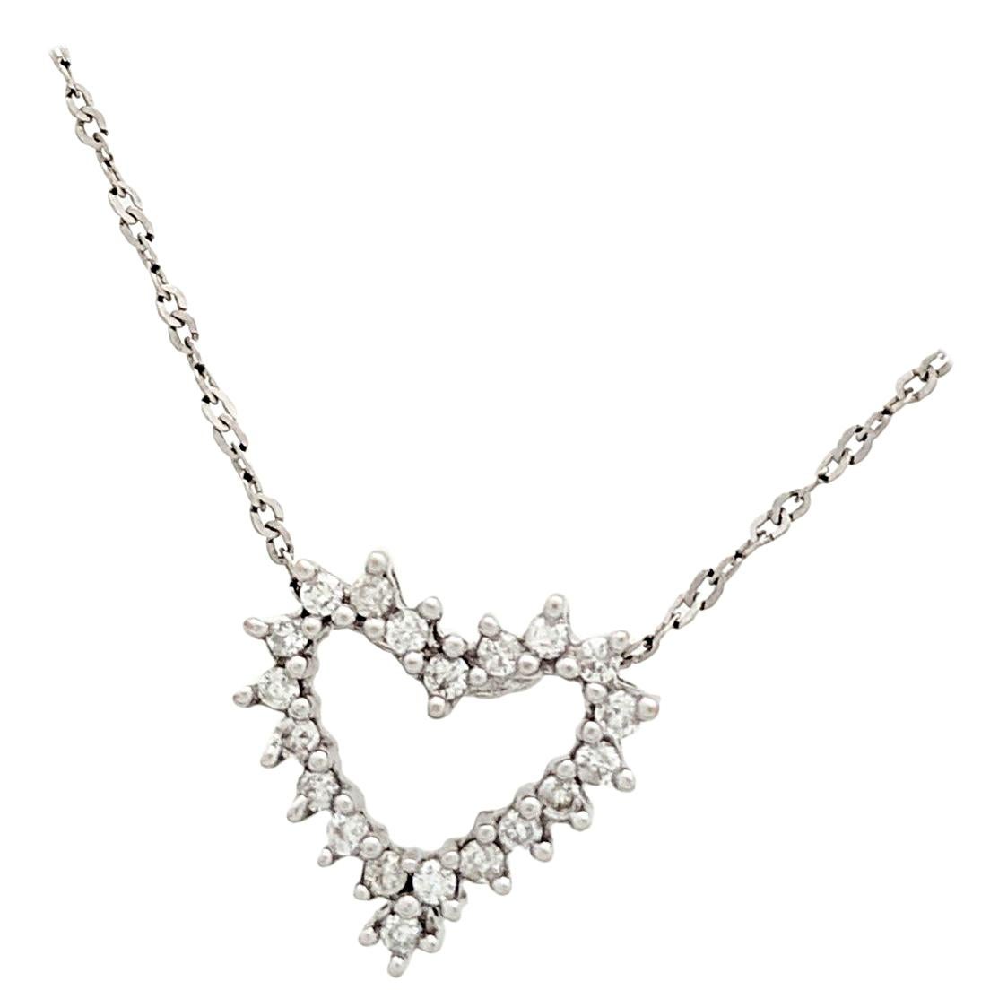 14 Karat White Gold Diamond Heart Pendant Necklace