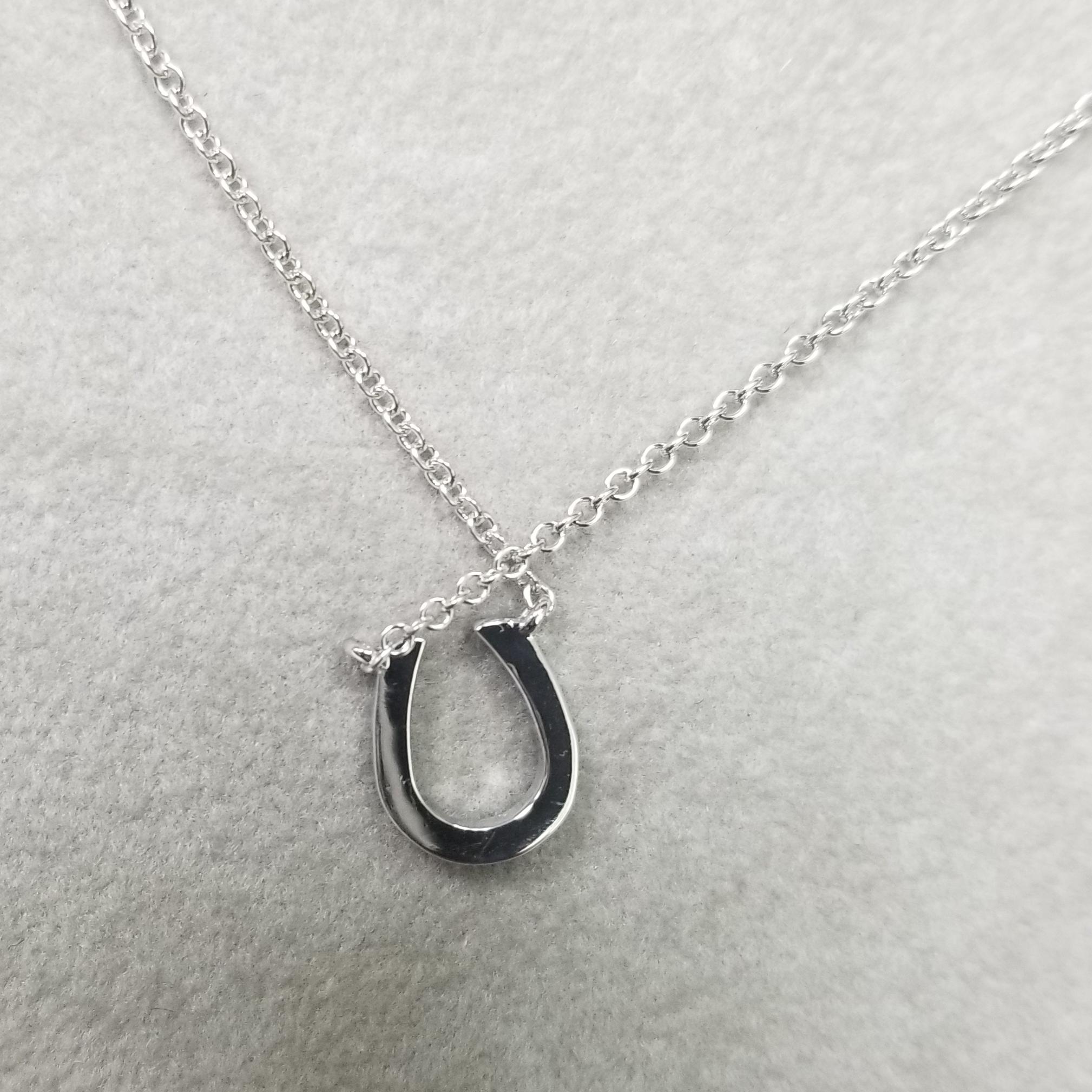 Collar Herradura Diamante Oro Blanco 14 Kilates Contemporáneo en venta