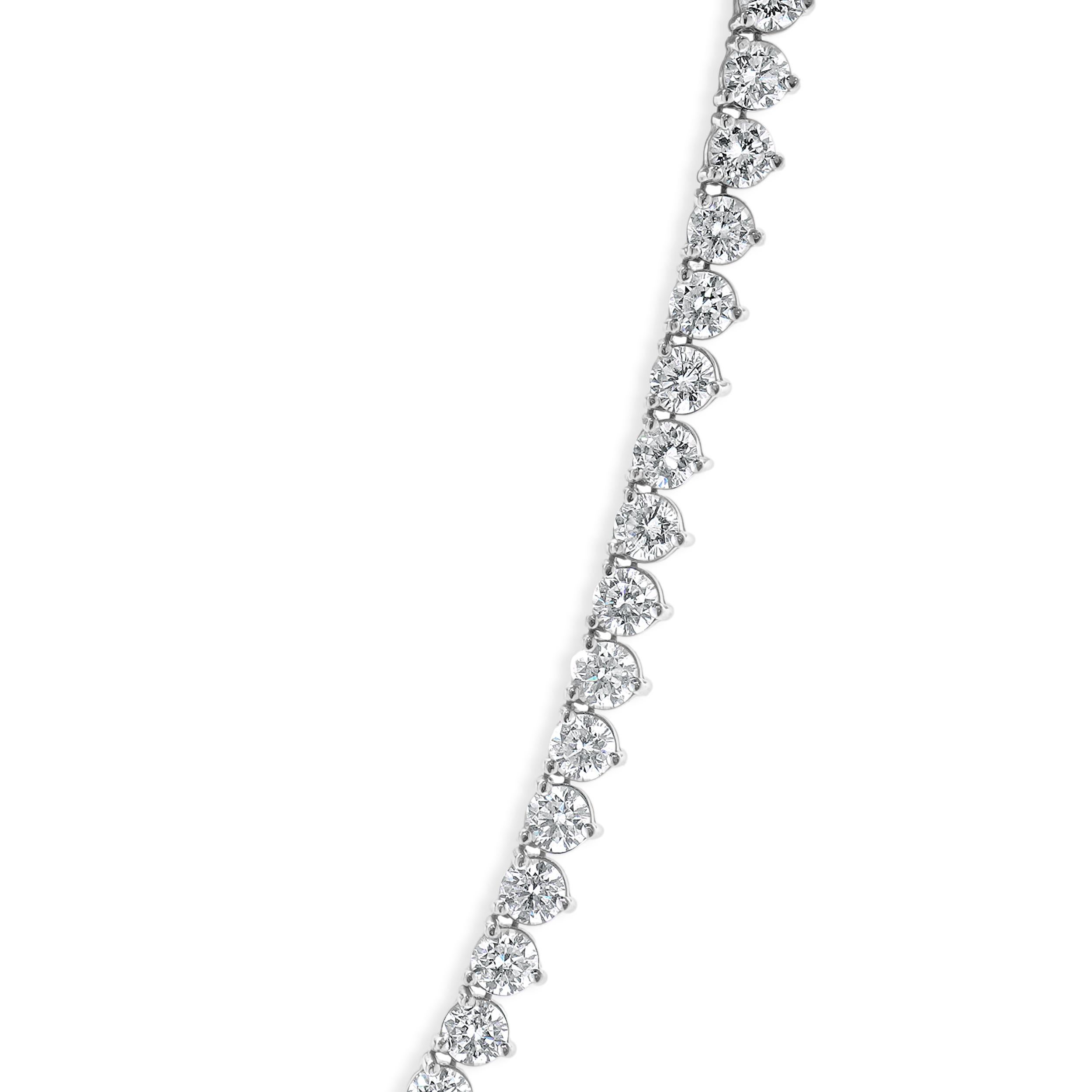 Round Cut 14 Karat White Gold Diamond Inline Tennis Necklace For Sale