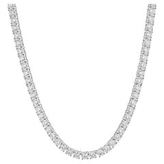 Tennis-Halskette aus 14 Karat Weißgold mit Diamant-Inline