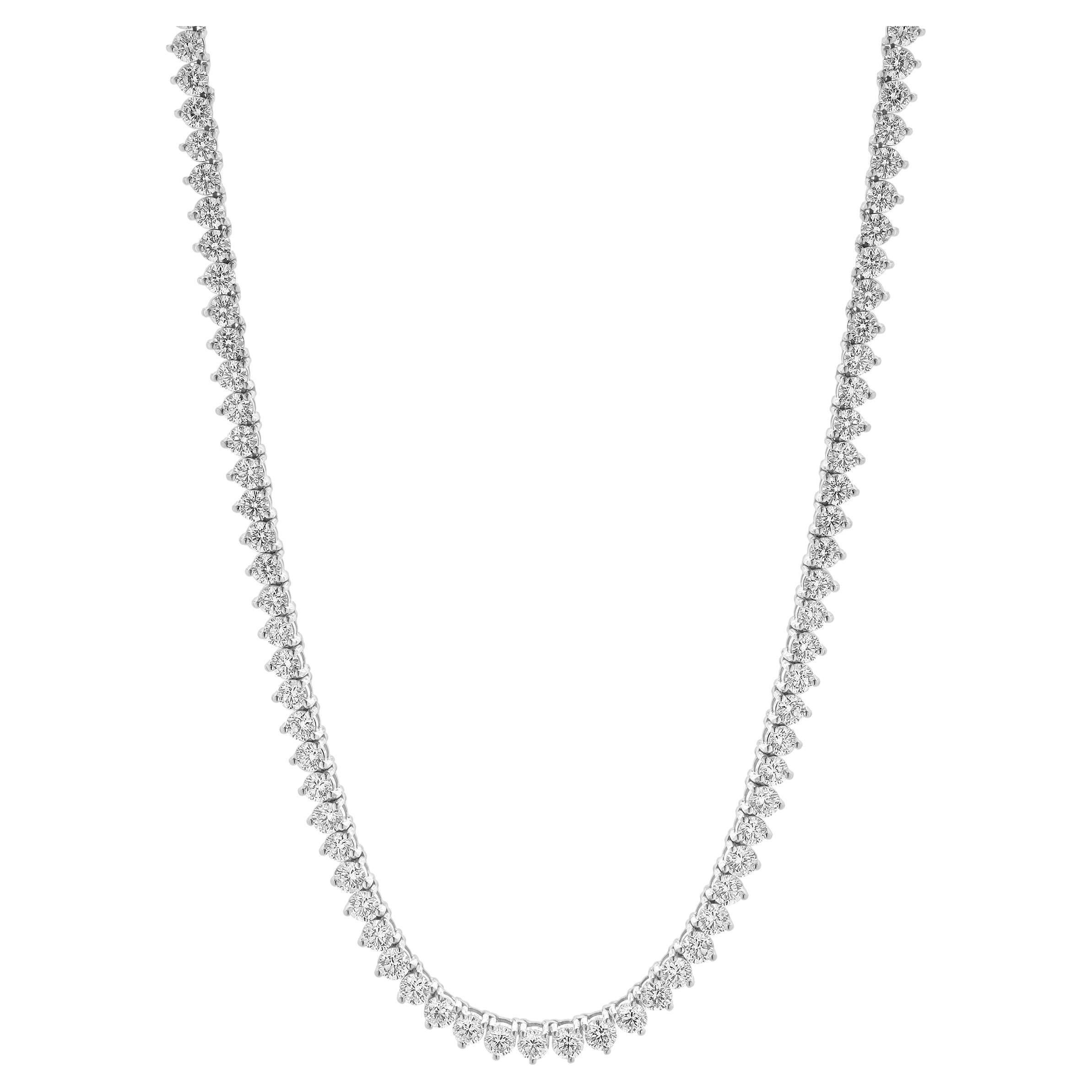 Collana Tennis in linea con diamanti in oro bianco 14 carati