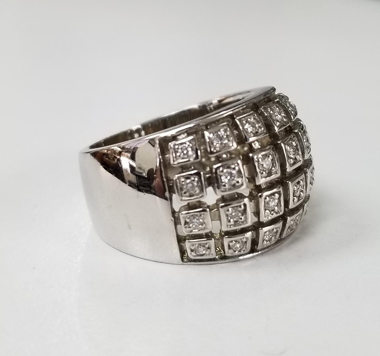 14 karat white gold diamond 