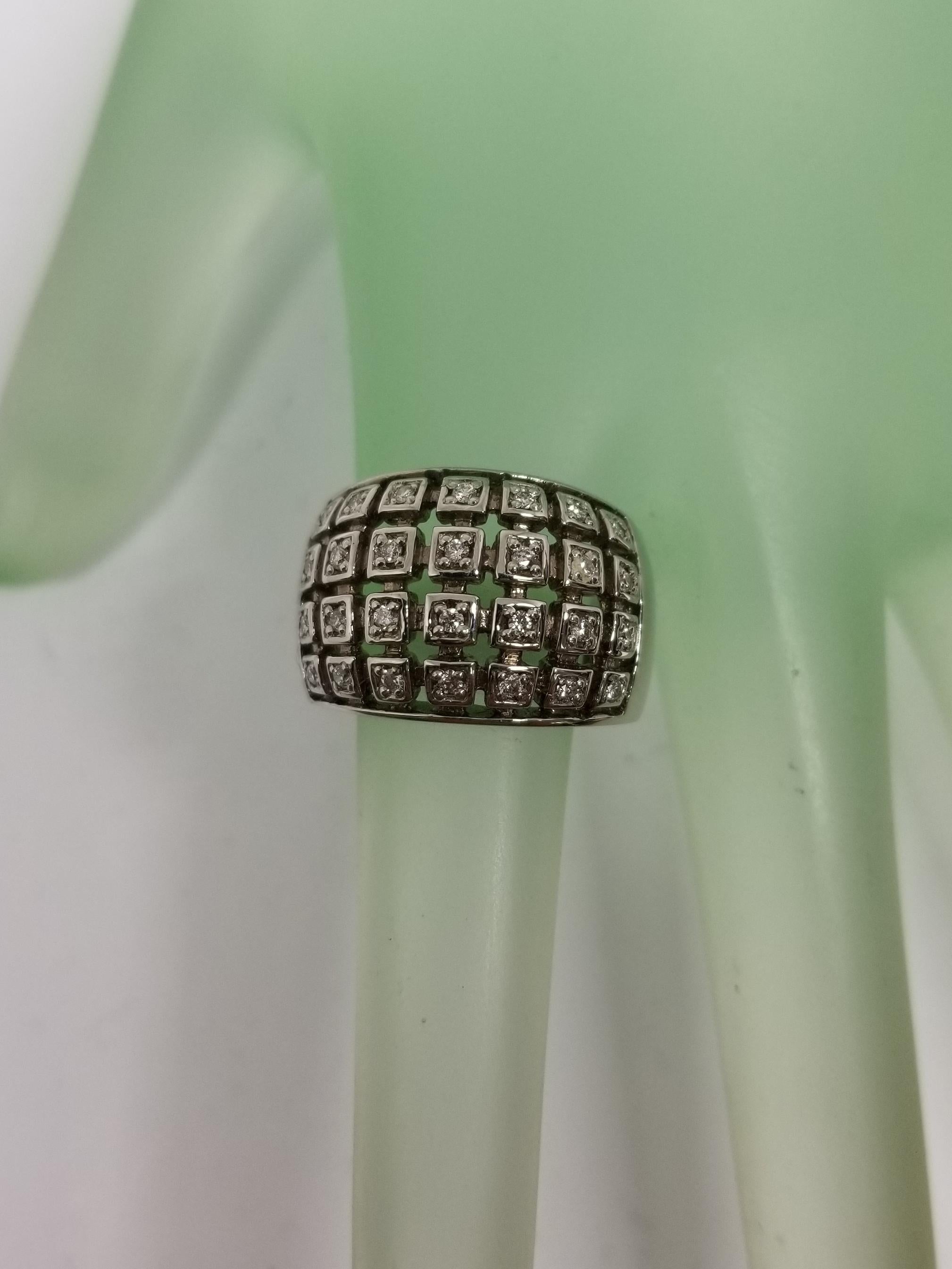 Women's 14 Karat White Gold Diamond 