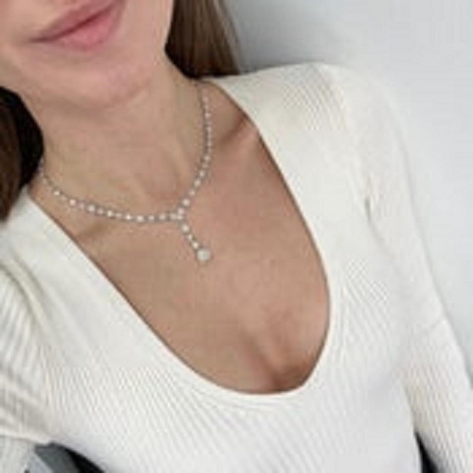 14 Karat White Gold Diamond Necklace with Drop Total Weight 2.51 Carat 4