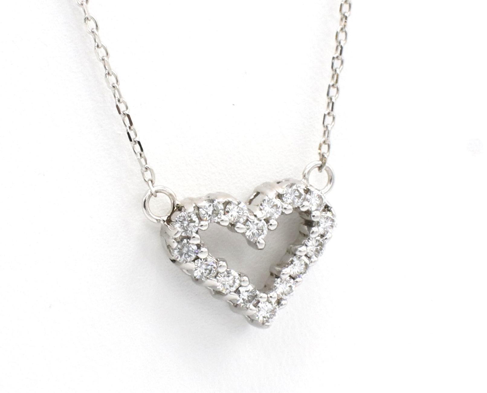 Modern 14 Karat White Gold Natural Diamond Open Heart Pendant Drop Necklace For Sale