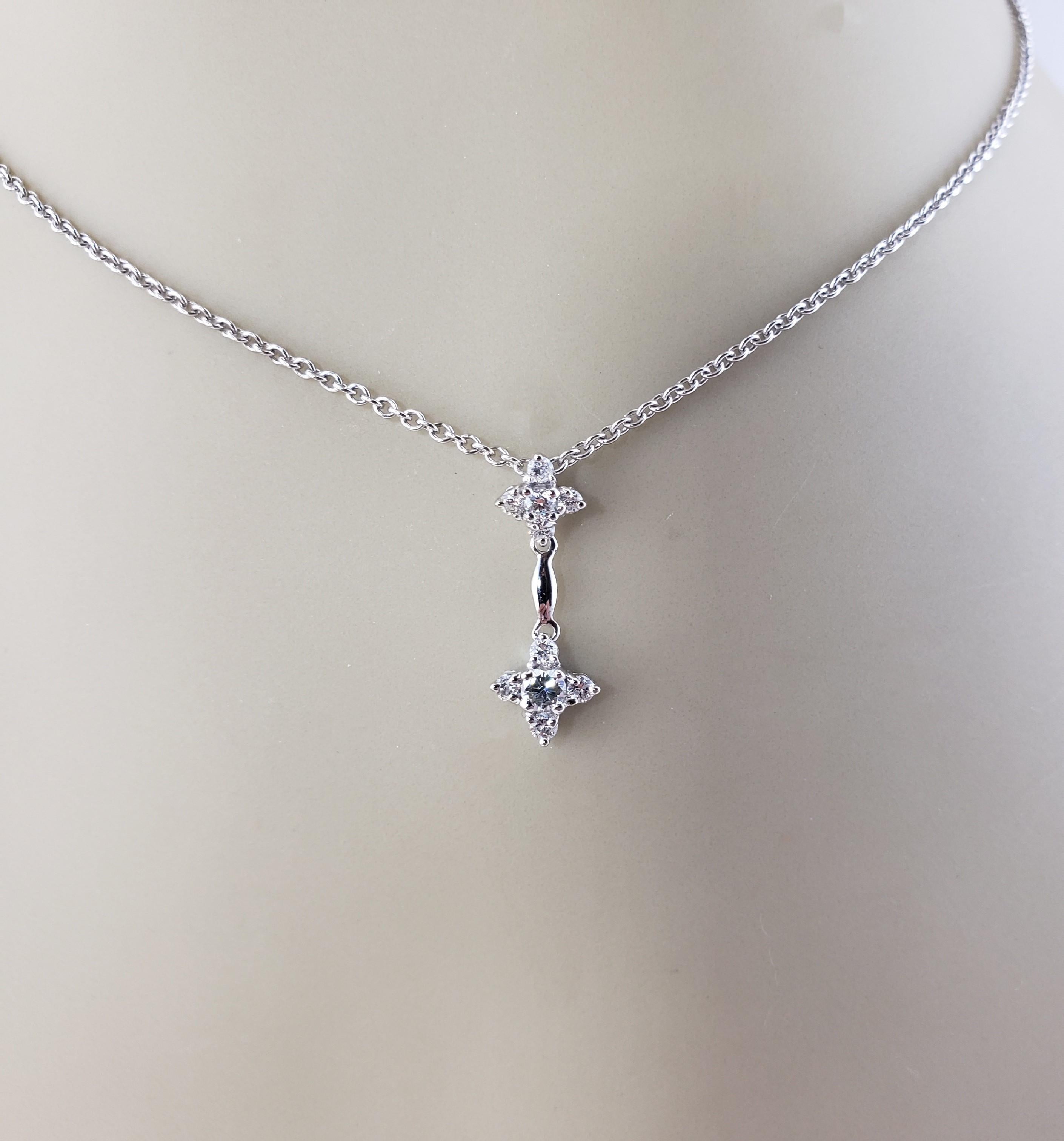  14 Karat White Gold Diamond Pendant Necklace #15501 For Sale 2