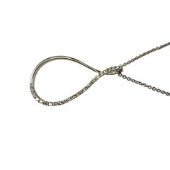 14 Karat White Gold Diamond Pendant Necklace