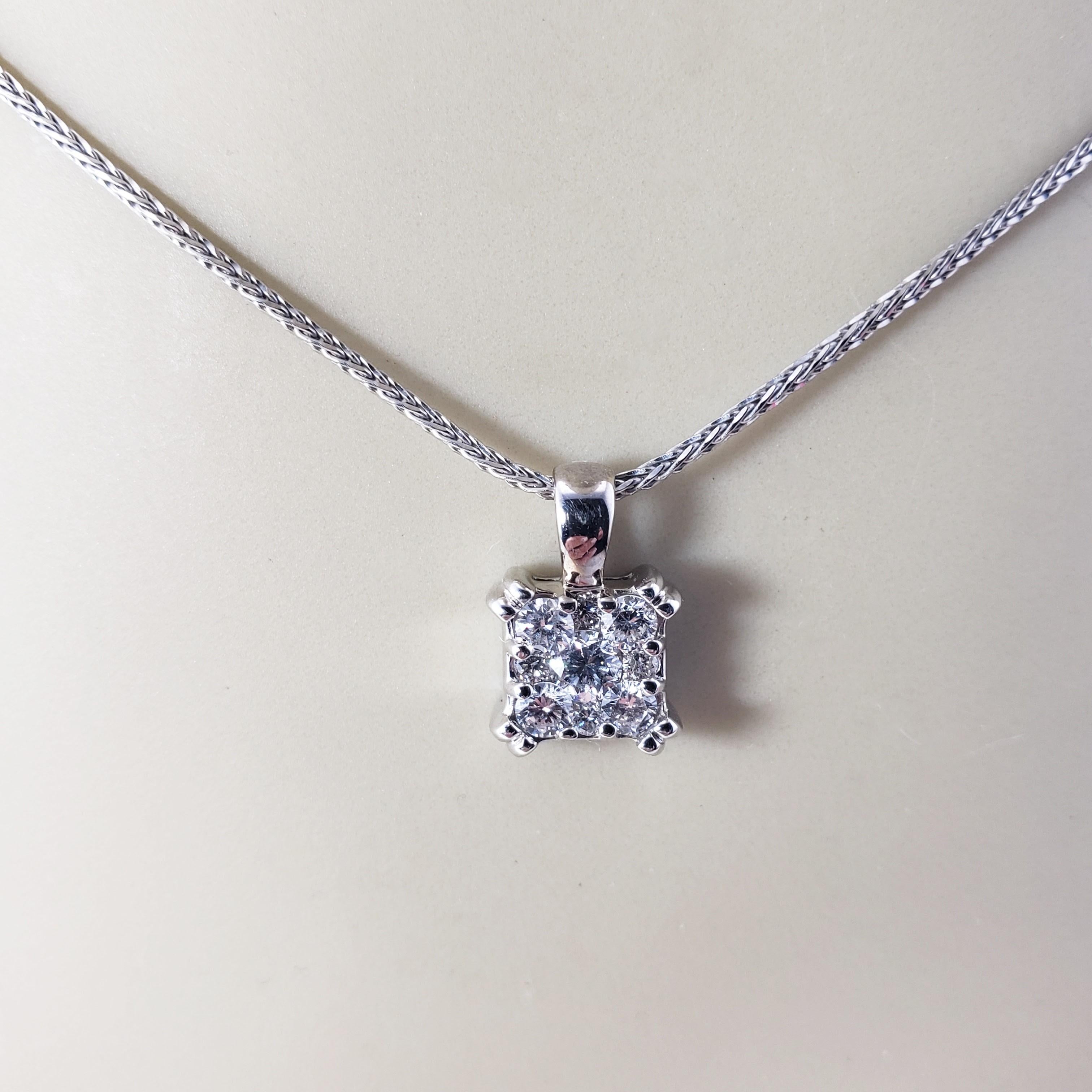 14 Karat White Gold Diamond Pendant Necklace For Sale 3
