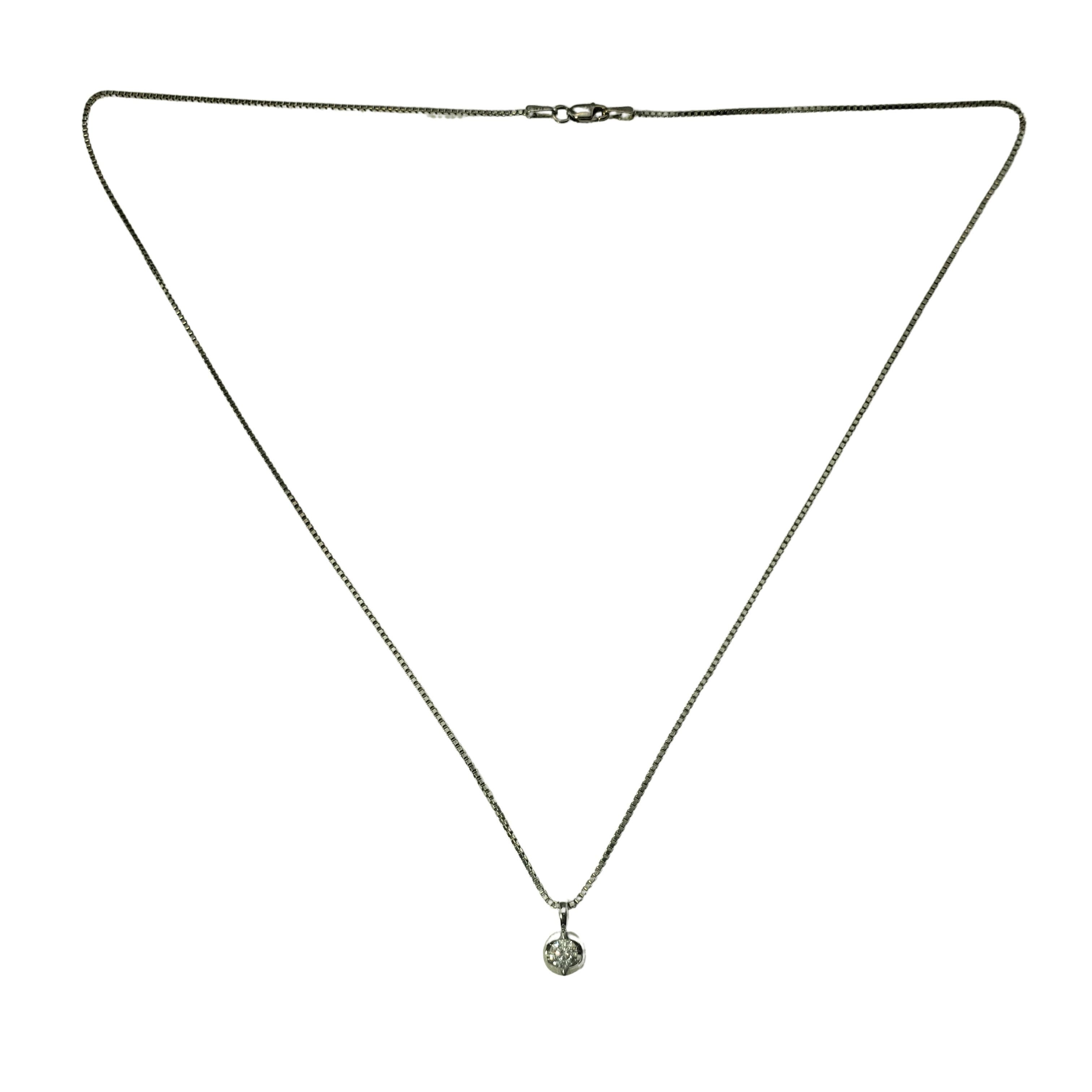 14 Karat Weißgold Diamant-Halskette mit Anhänger im Angebot 3