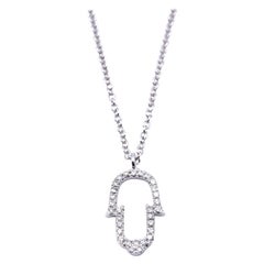 14 Karat White Gold Diamond Pendant Necklace