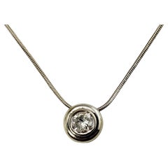 14 Karat White Gold Diamond Pendant Necklace