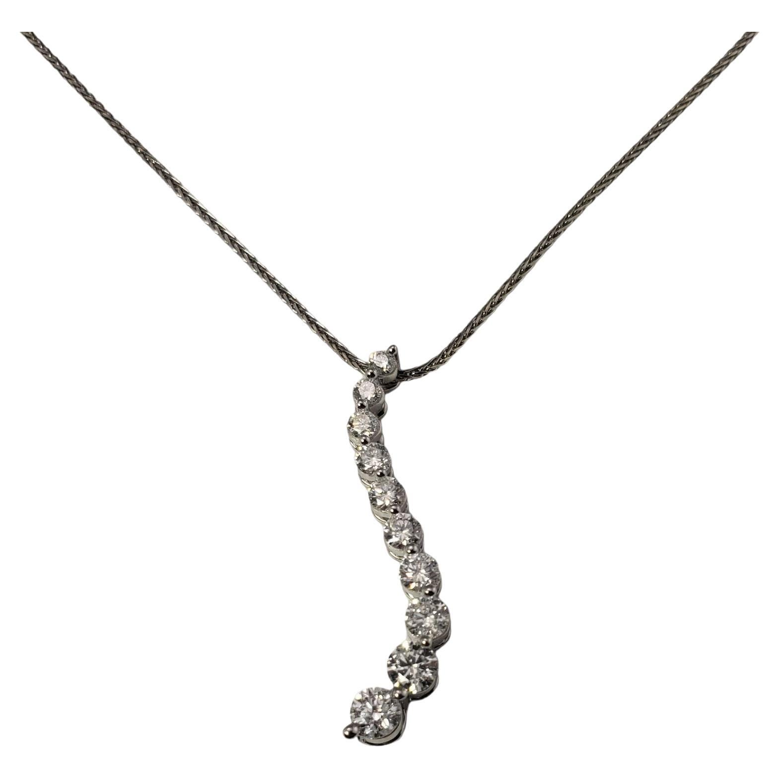 14 Karat White Gold Diamond Pendant Necklace For Sale