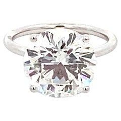 14 Karat 5.46 Carat White Gold Diamond Ring