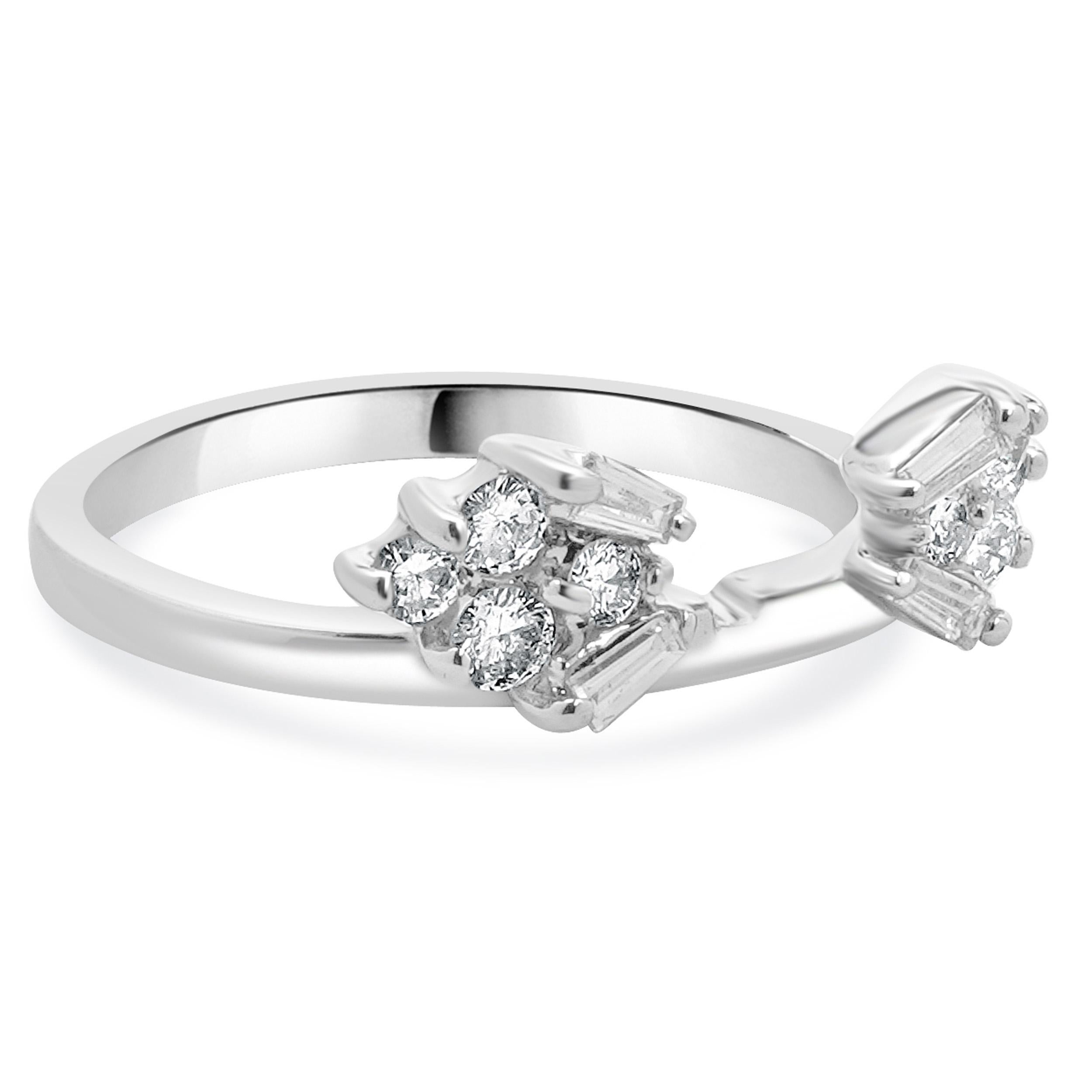 14 Karat White Gold Diamond Ring Gaurd In Excellent Condition For Sale In Scottsdale, AZ