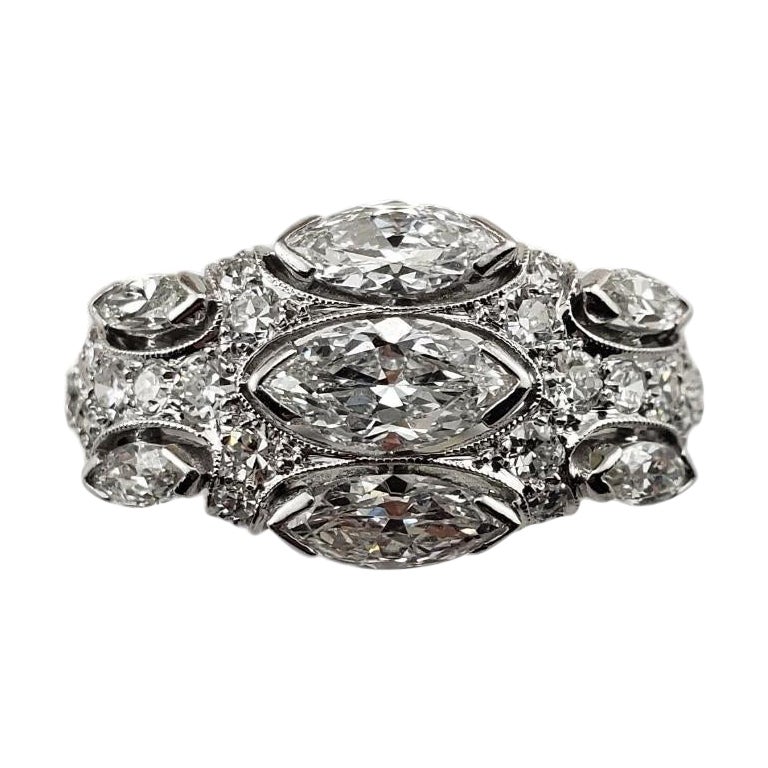 14 Karat White Gold Diamond Ring Size 8 #15743 For Sale